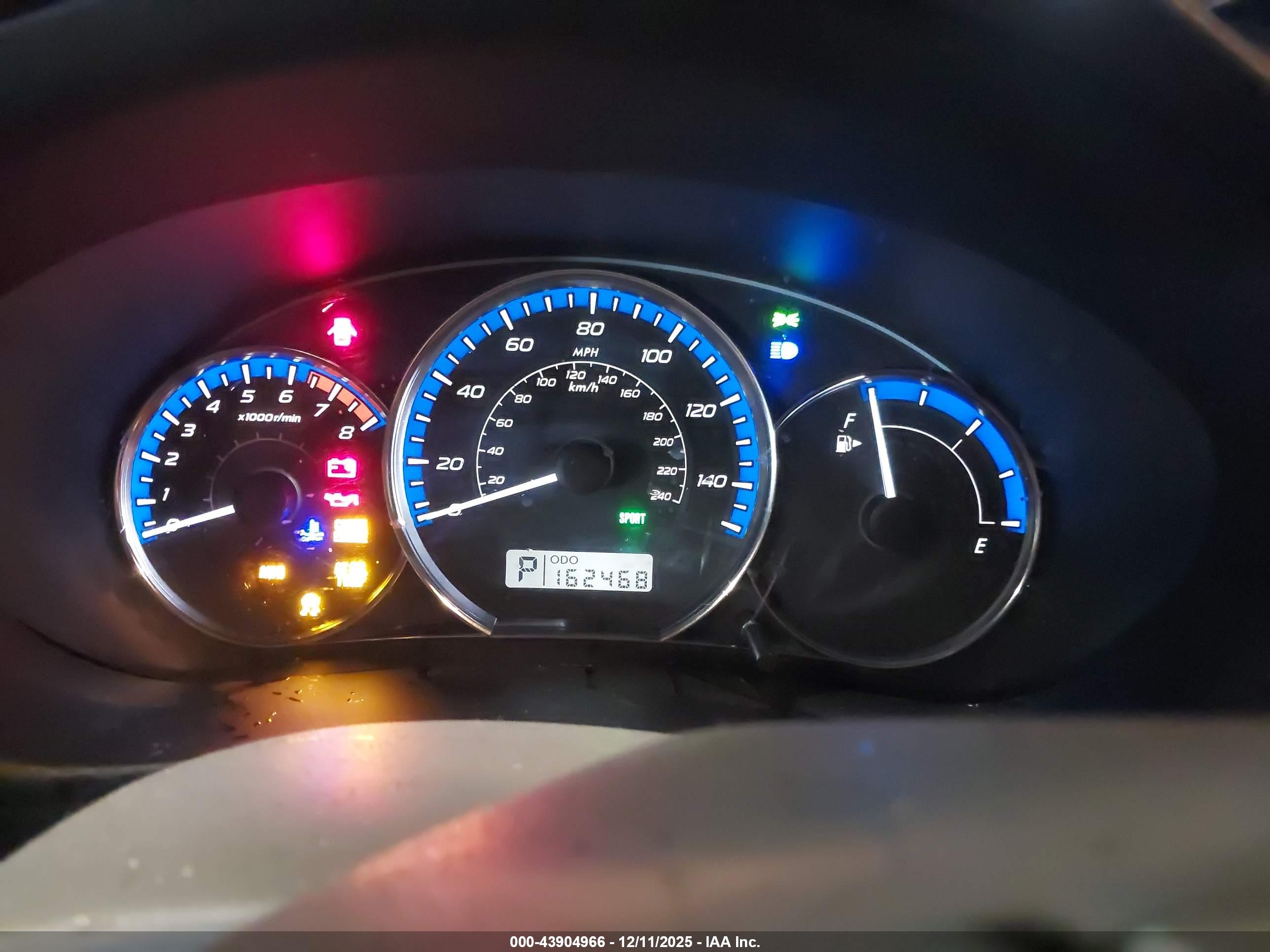 SUBARU FORESTER image 7