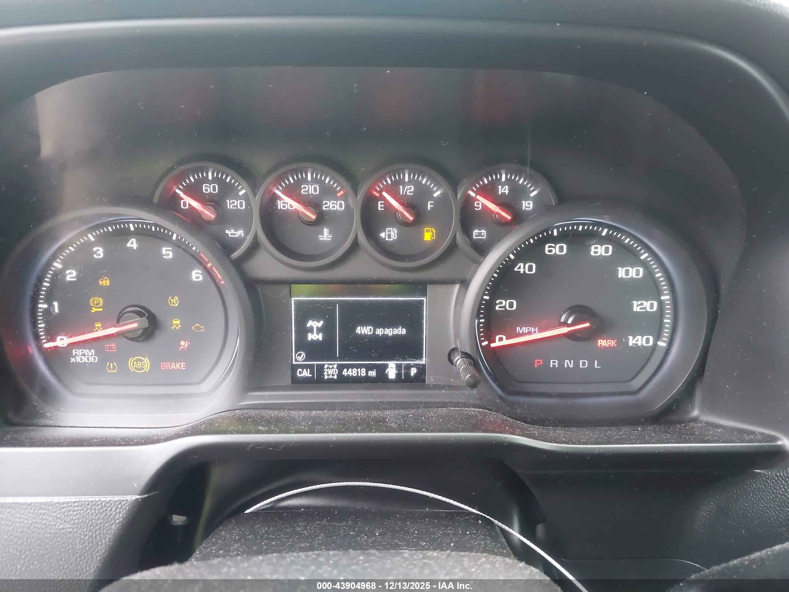 CHEVROLET SILVERADO image 7