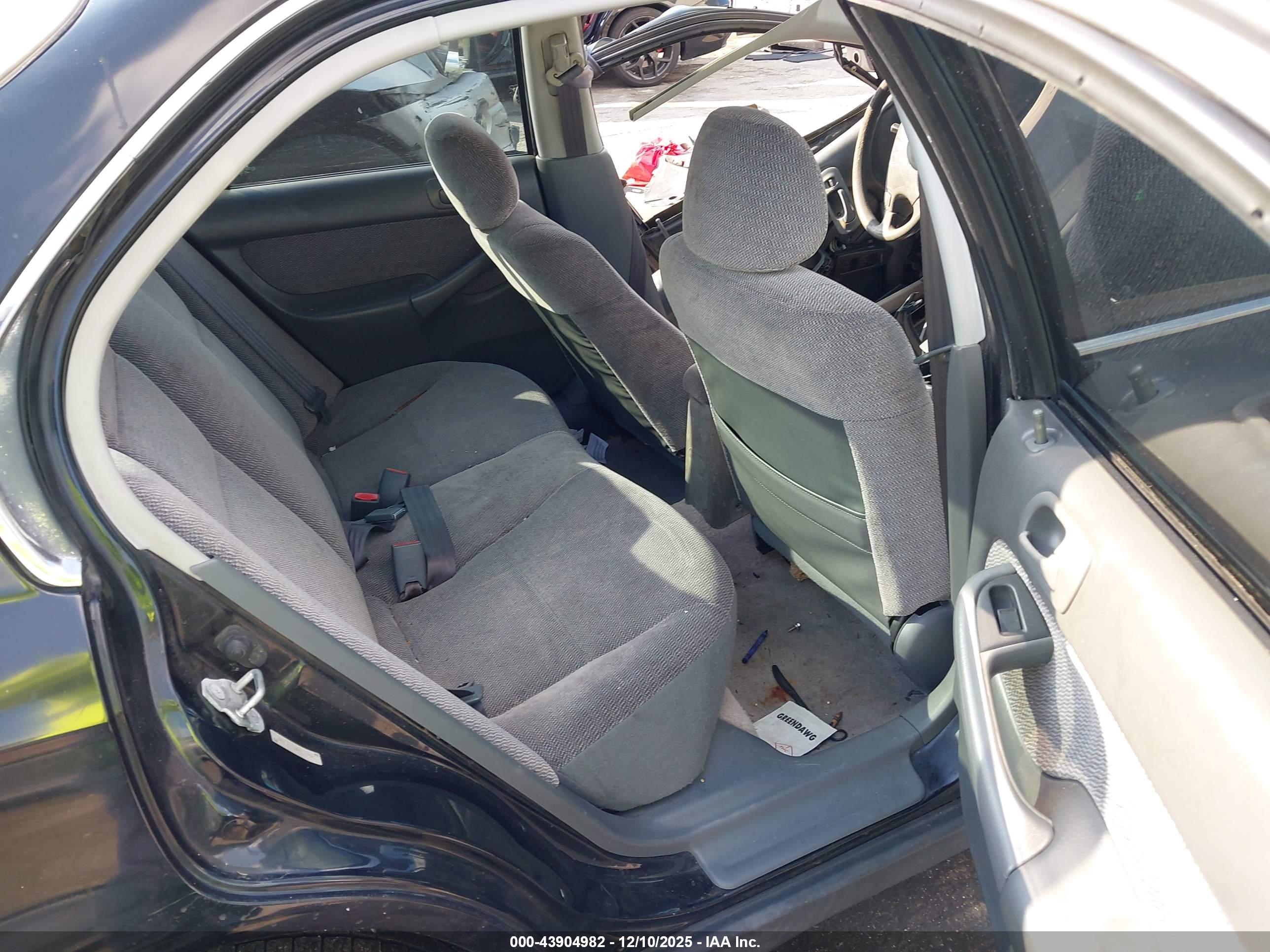 HONDA CIVIC image 8