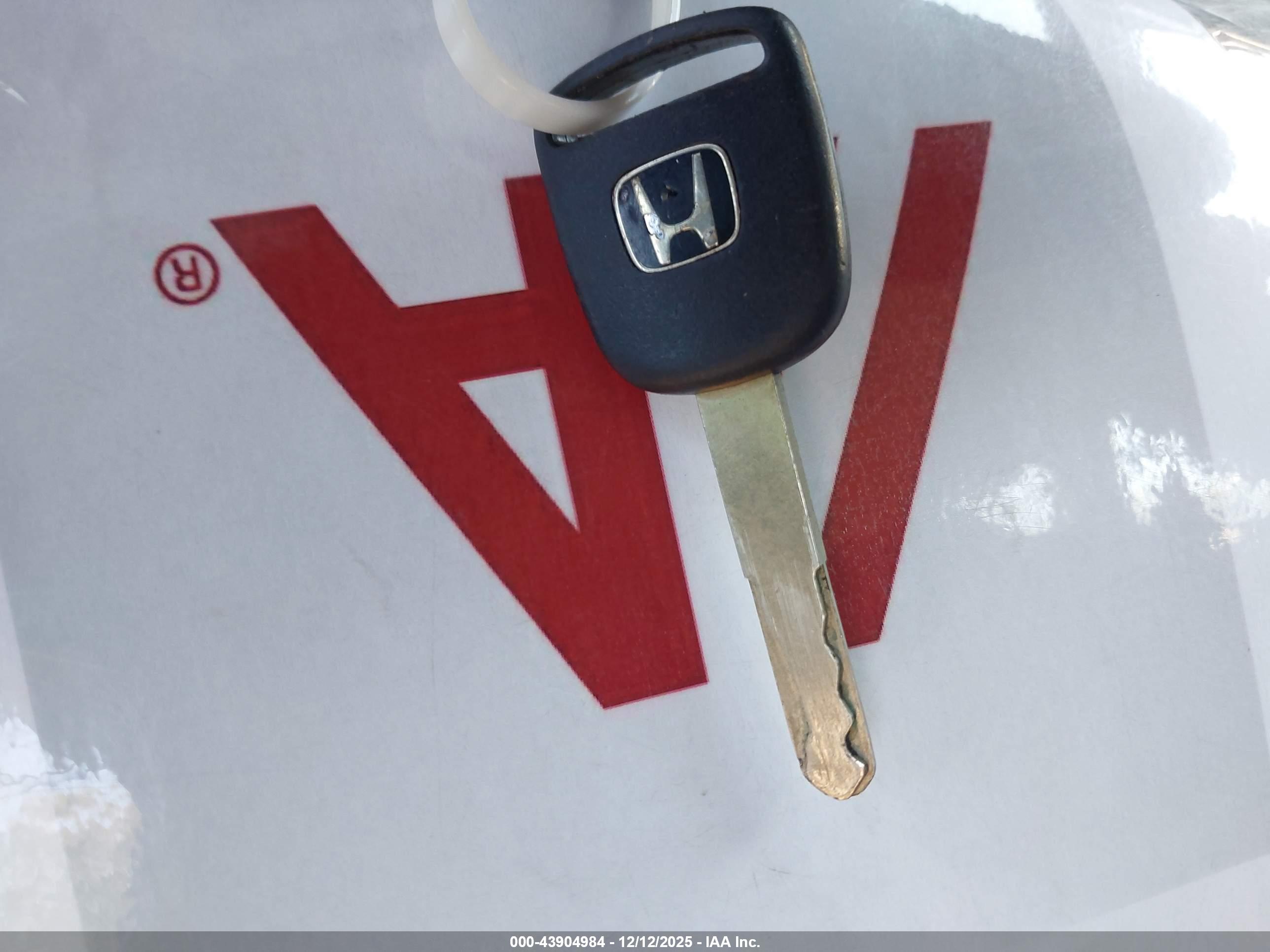 HONDA CIVIC image 11