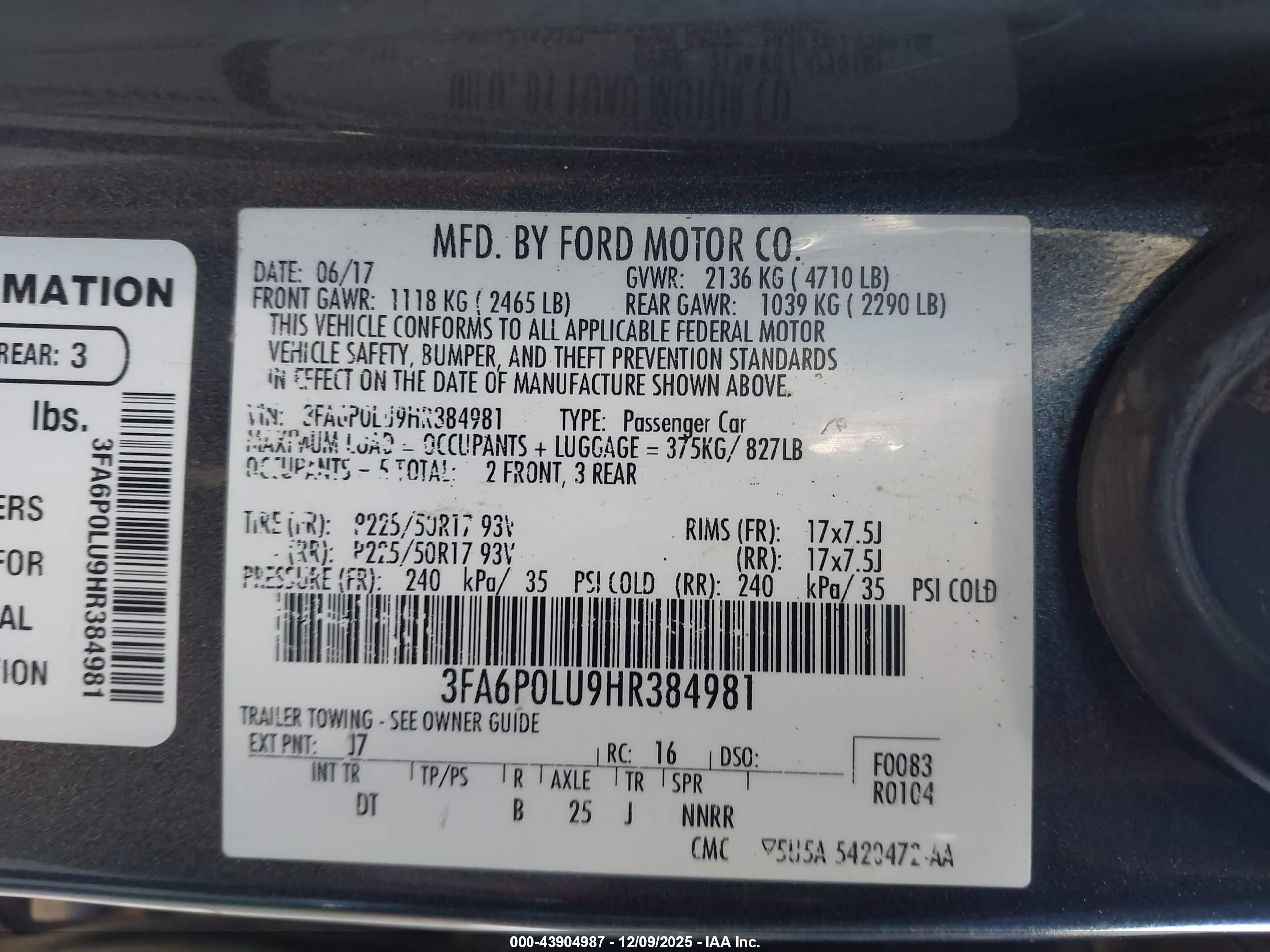 FORD FUSION image 9