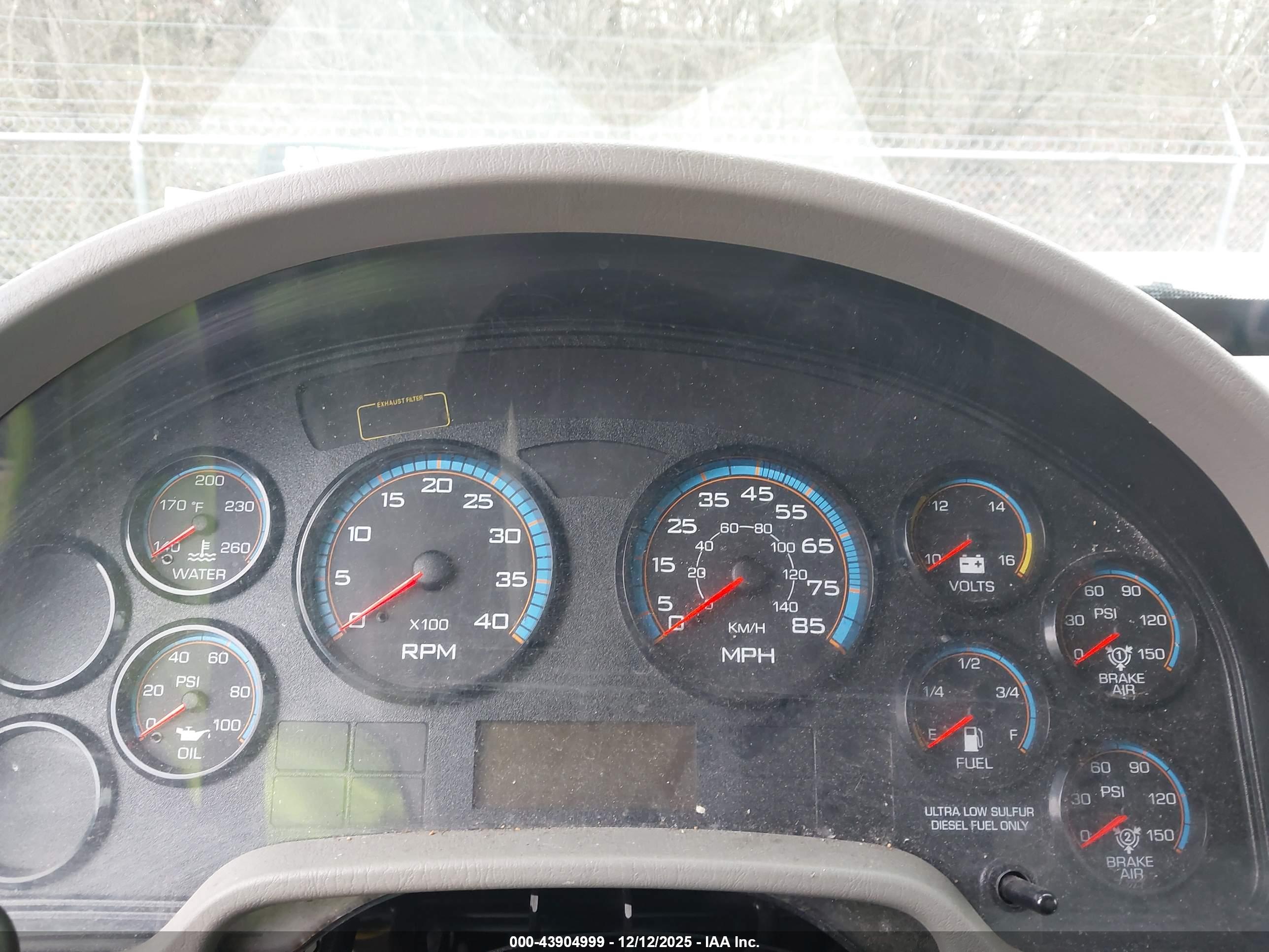 INTERNATIONAL 4000 image 6