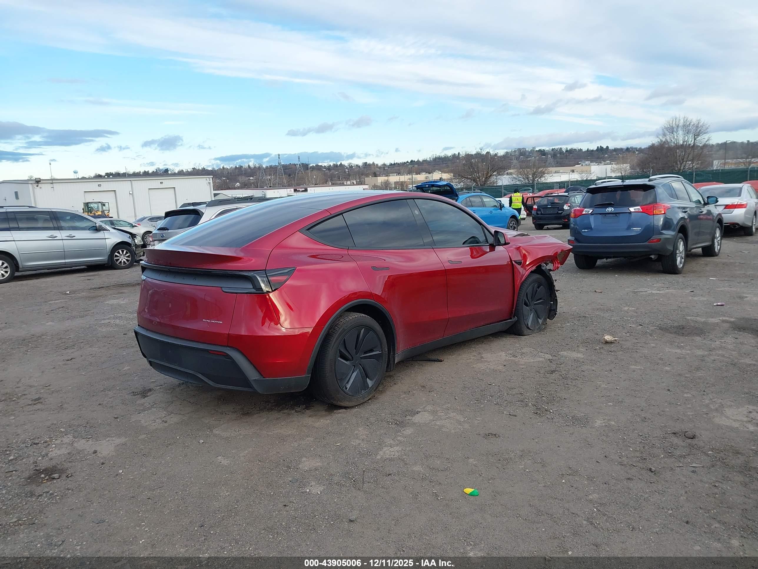 TESLA MODEL image 4
