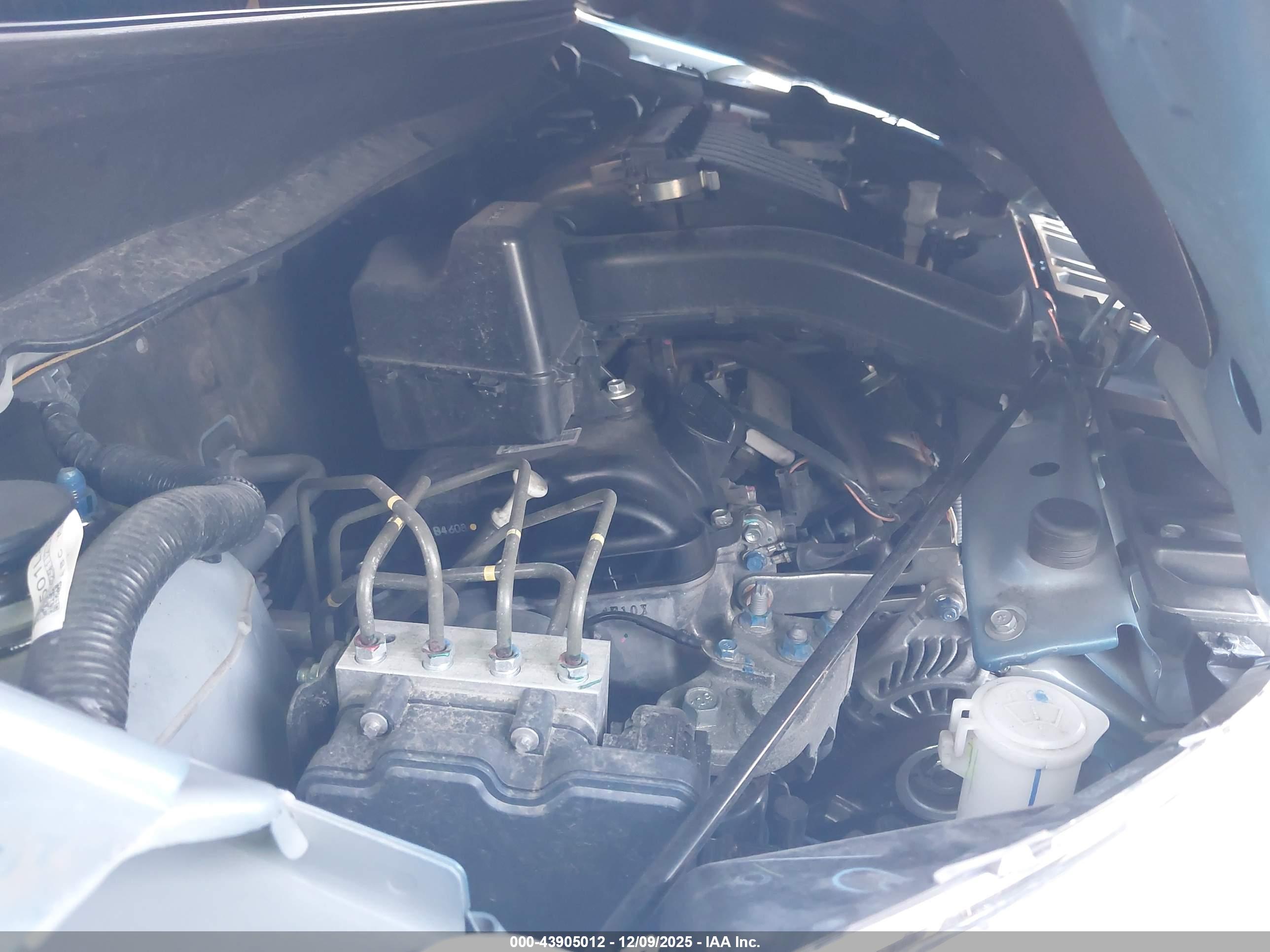 MITSUBISHI MIRAGE image 10