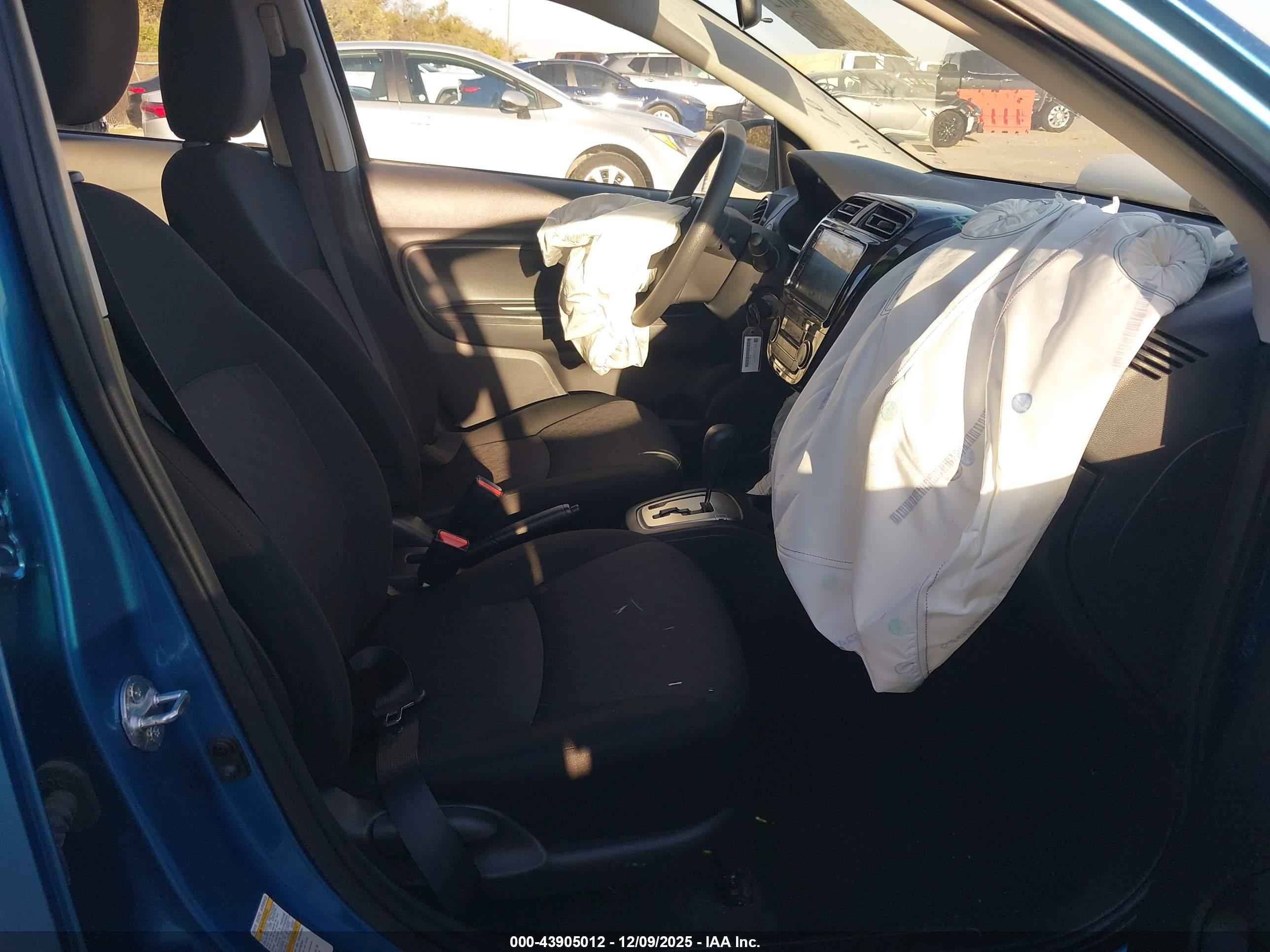 MITSUBISHI MIRAGE image 5