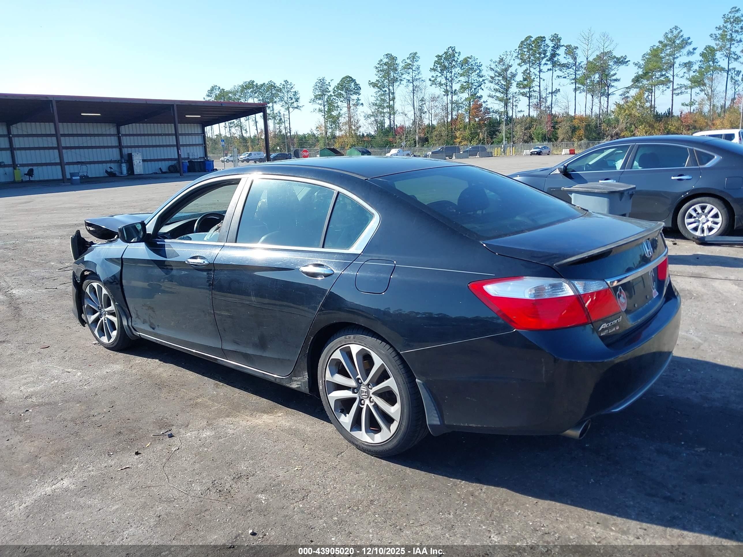 HONDA ACCORD image 3
