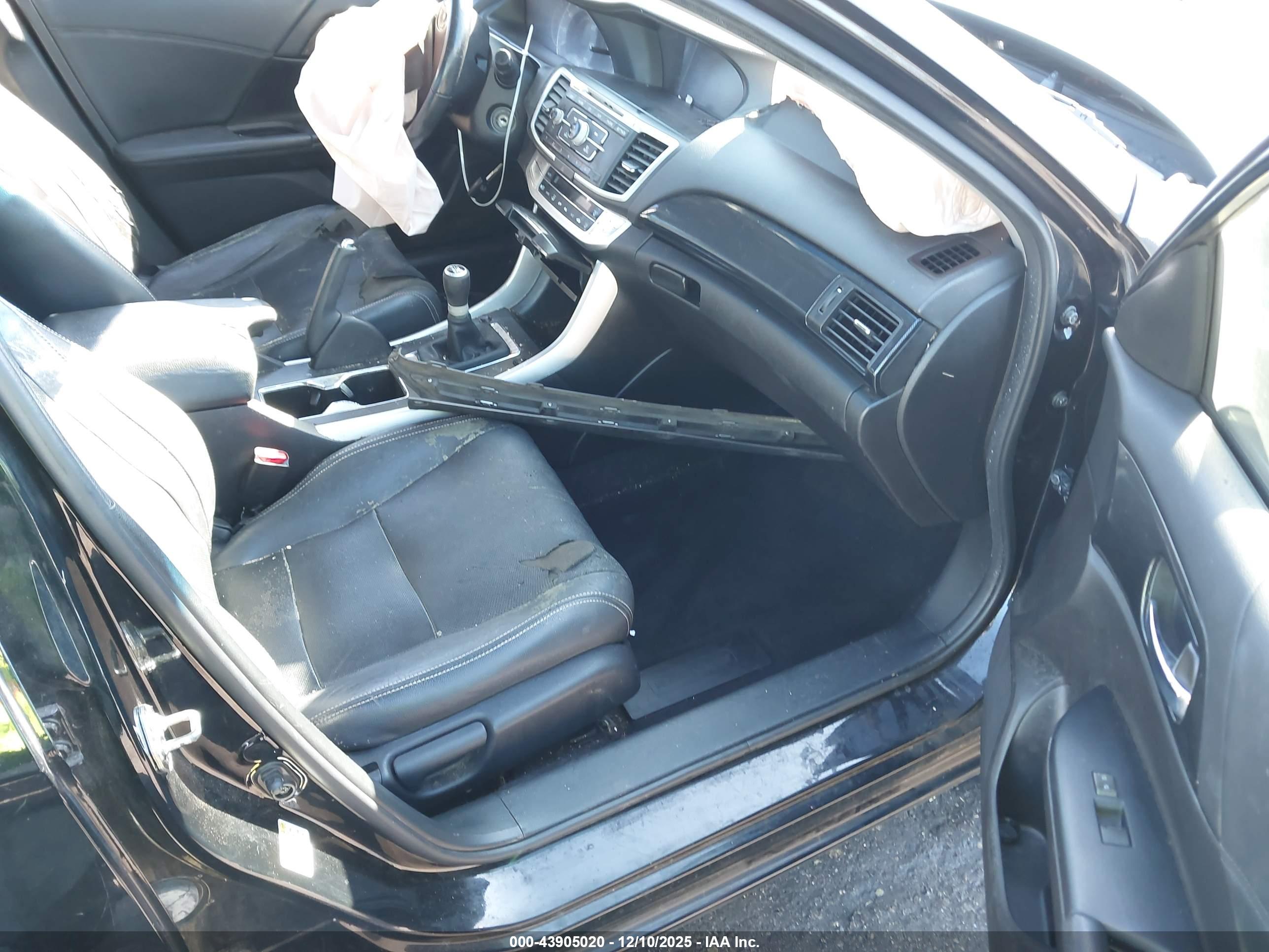 HONDA ACCORD image 5