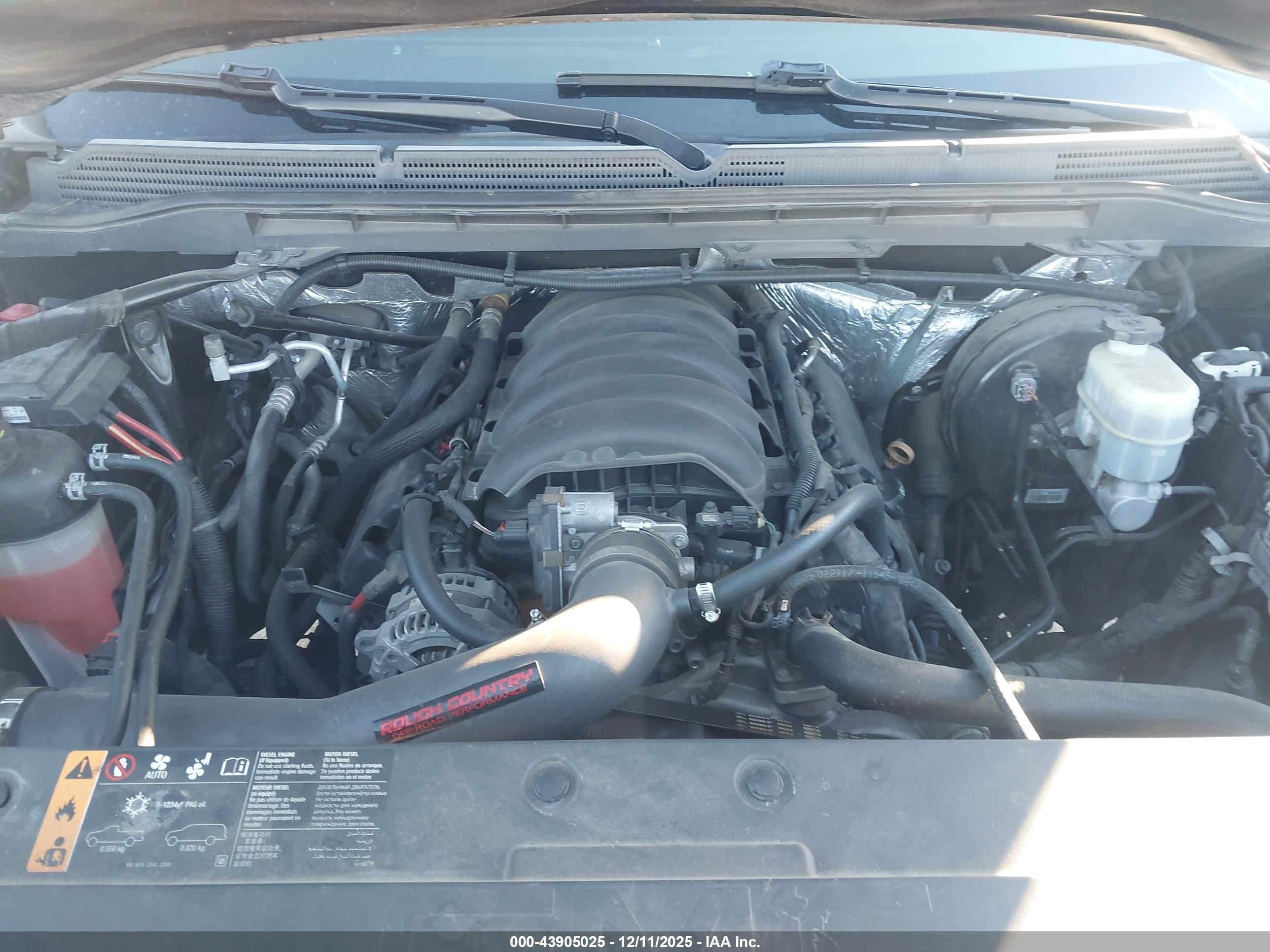 GMC SIERRA image 10
