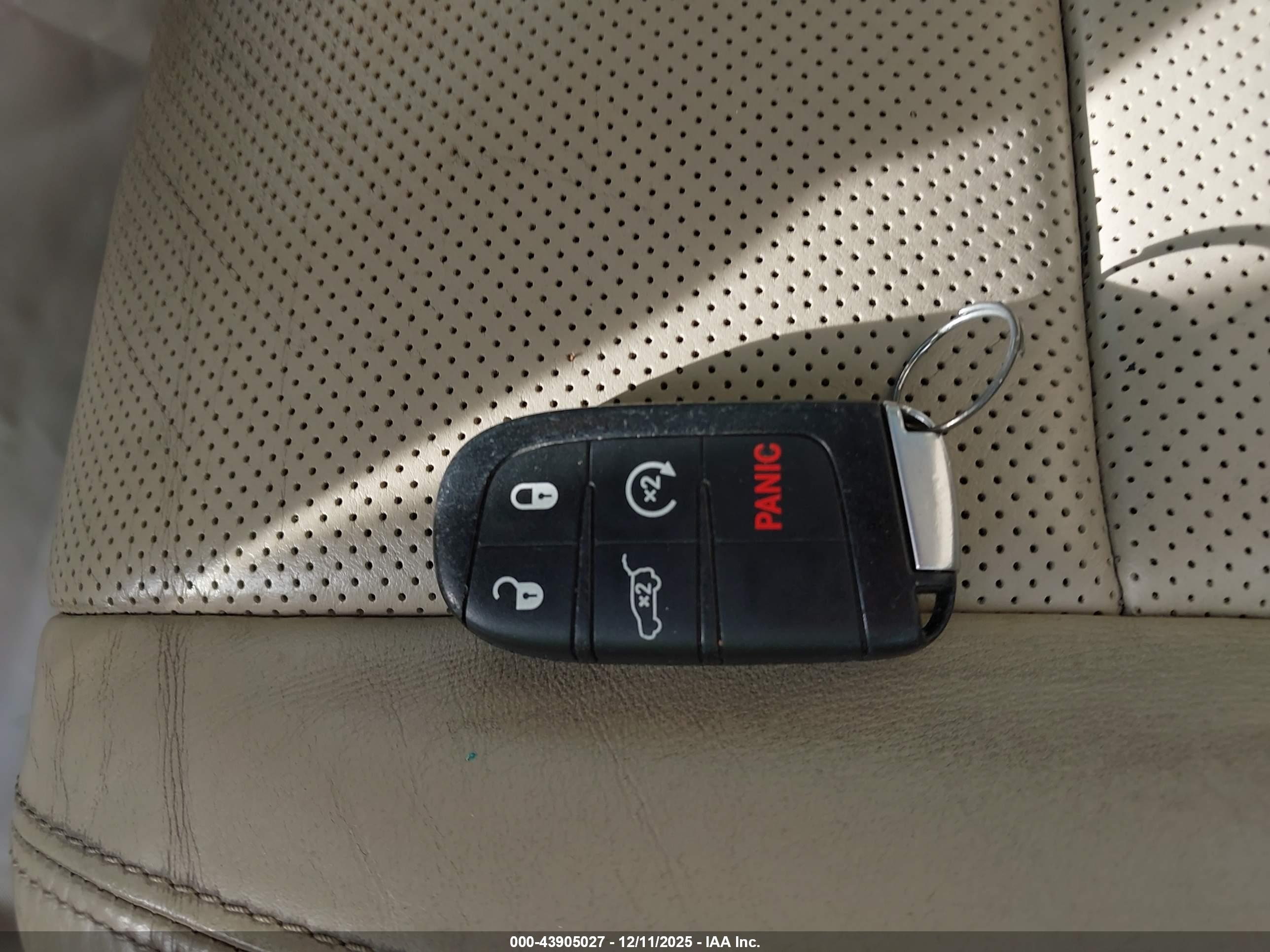 JEEP GRAND image 11