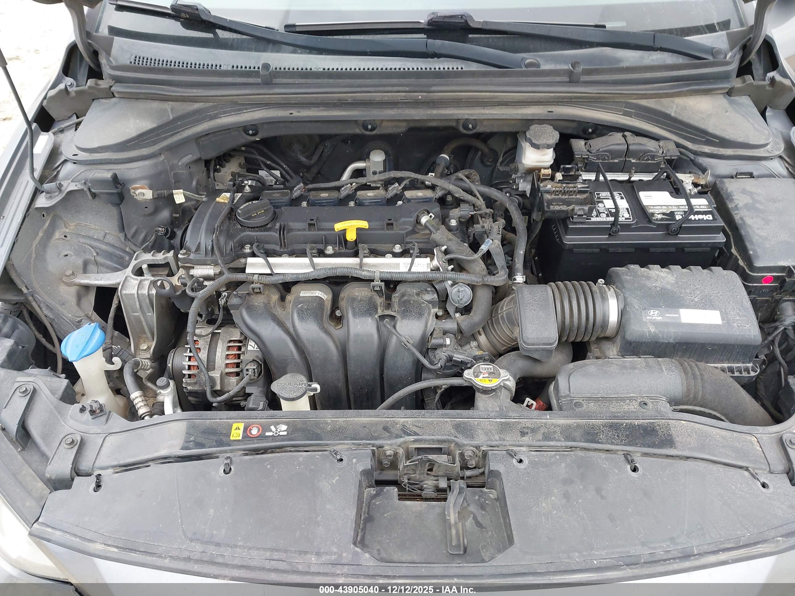 HYUNDAI ELANTRA image 10