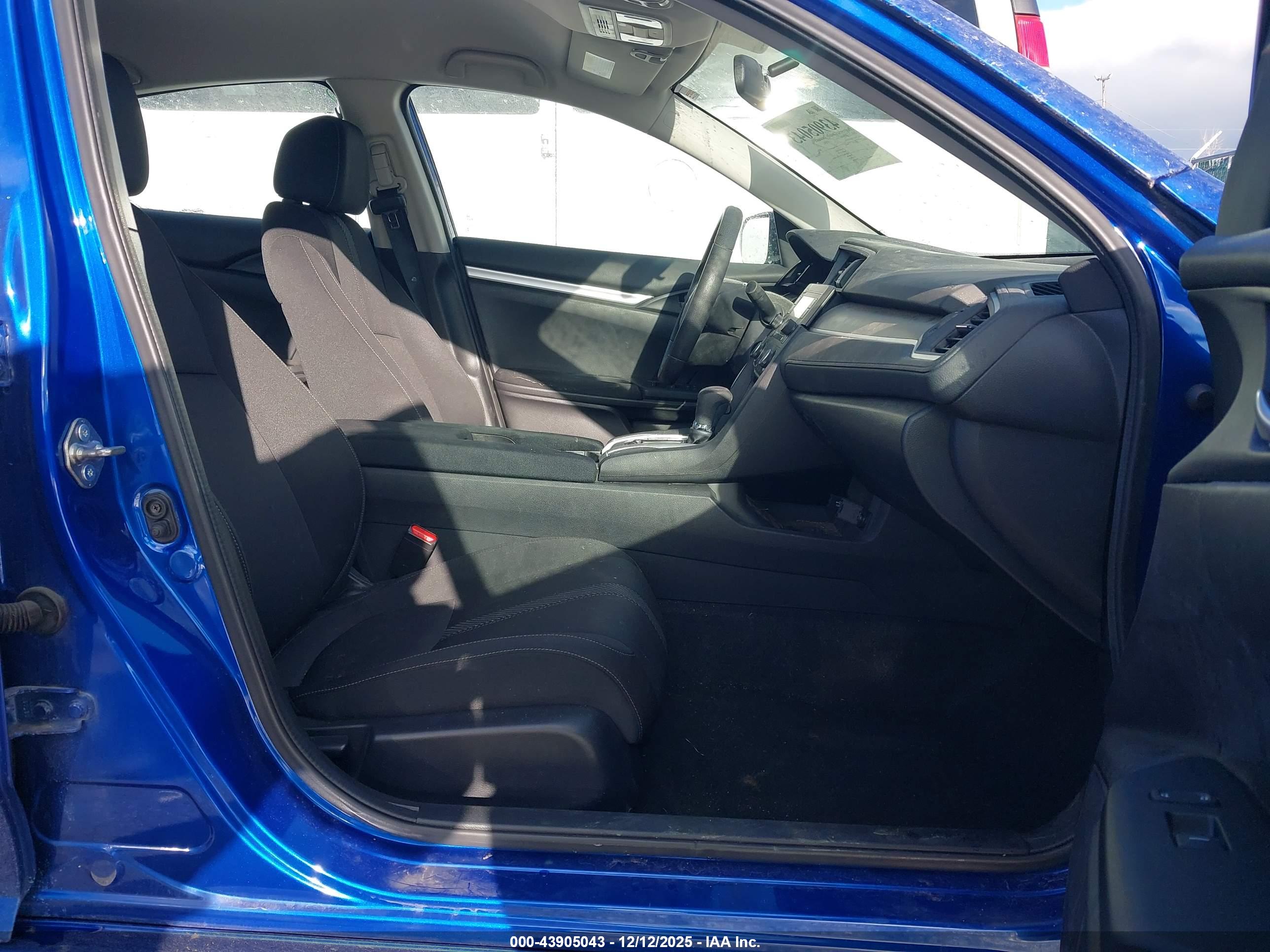 HONDA CIVIC image 5