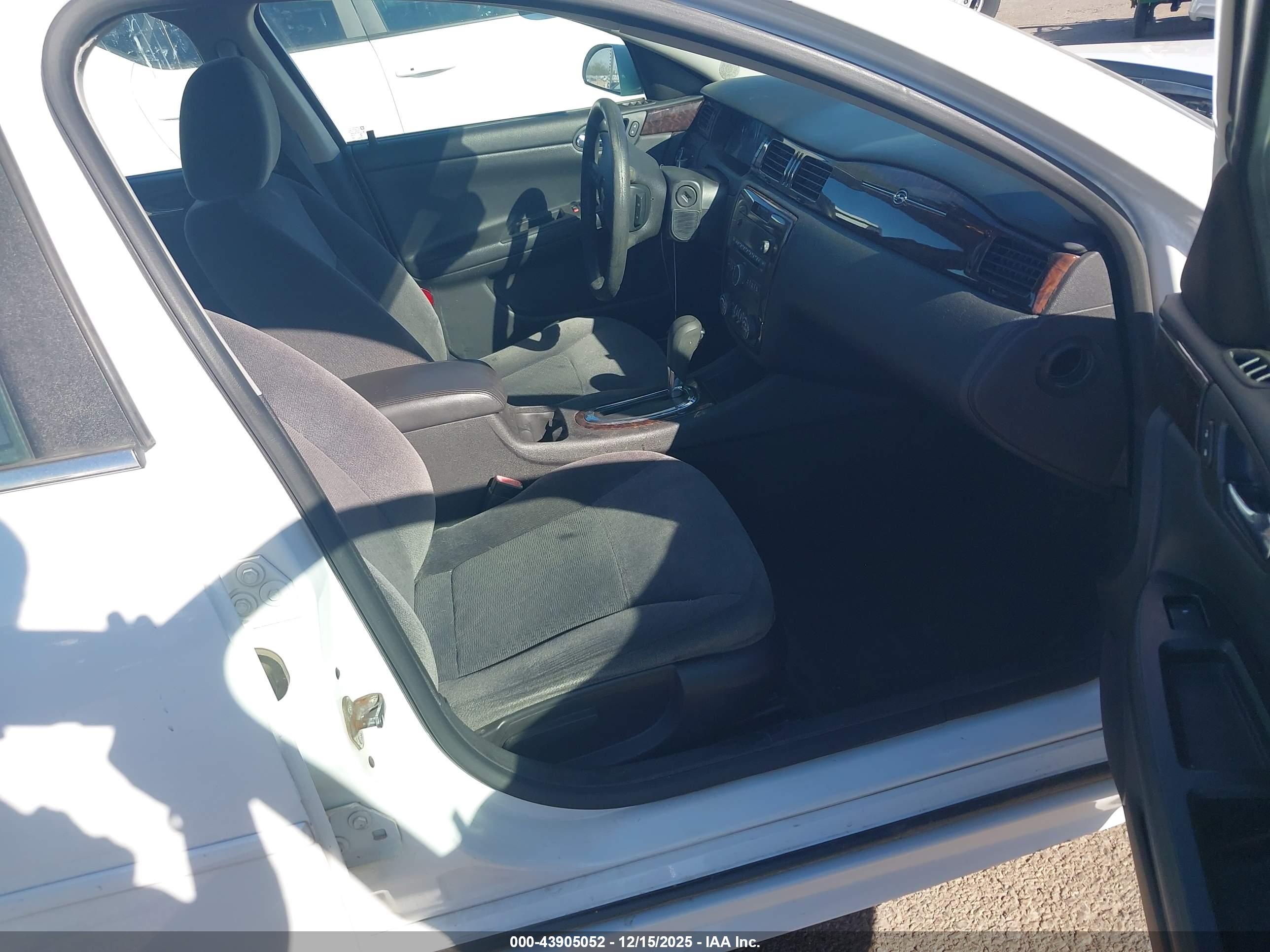 CHEVROLET IMPALA image 5