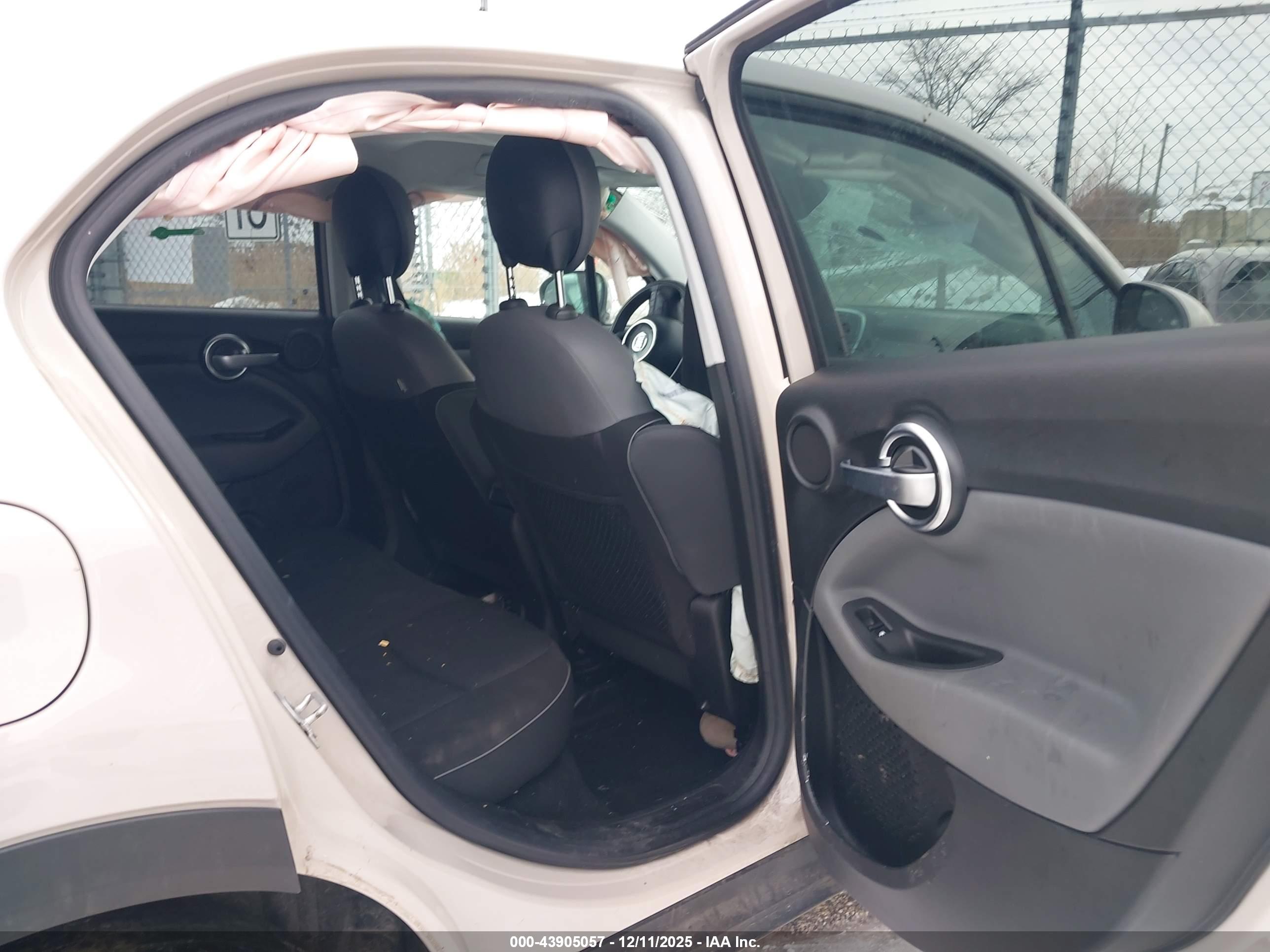FIAT 500X image 8