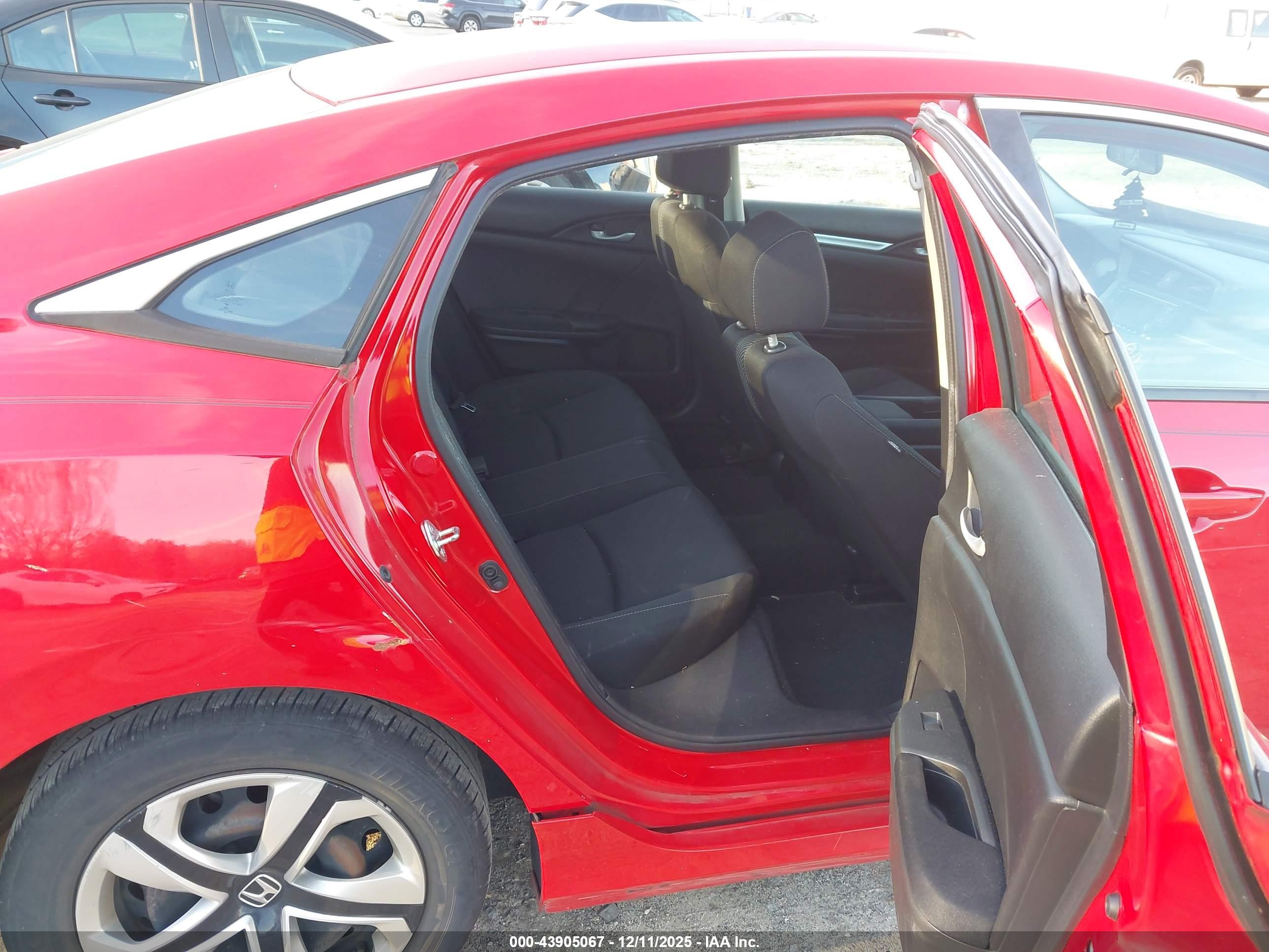HONDA CIVIC image 8