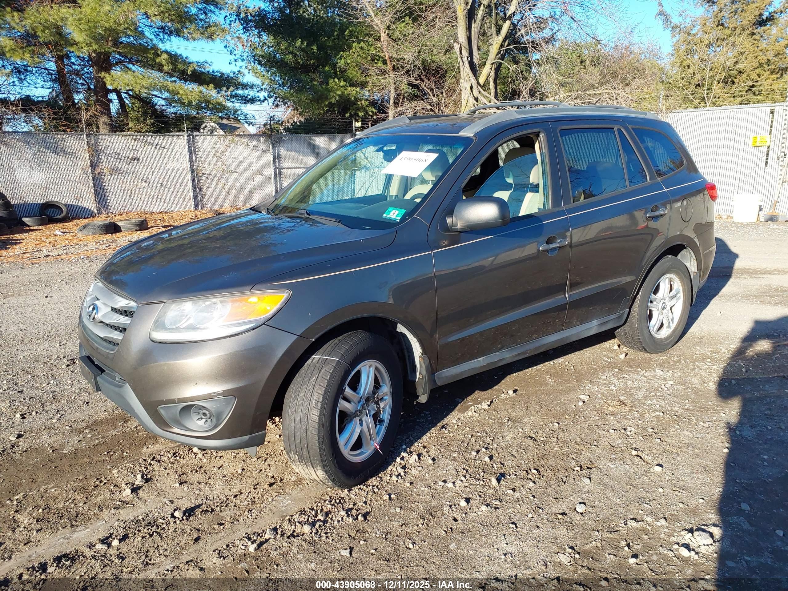 HYUNDAI SANTA image 2