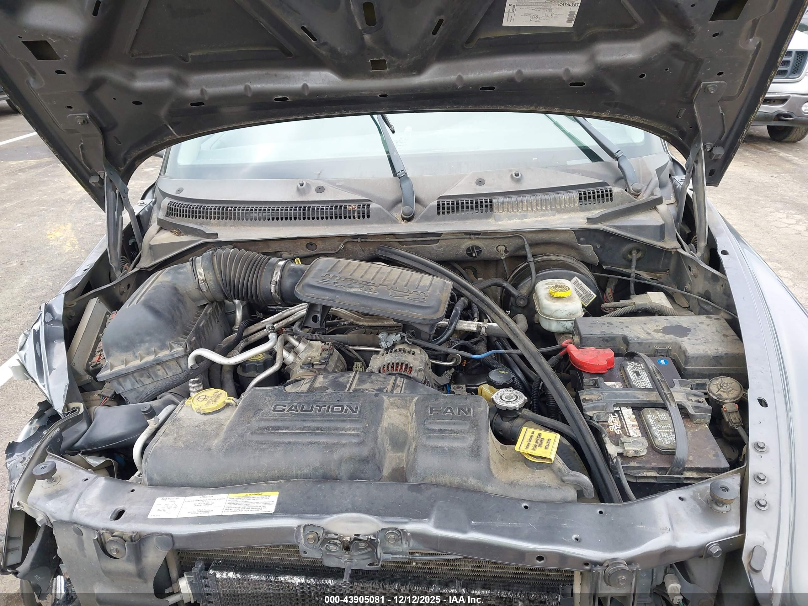DODGE DAKOTA image 10