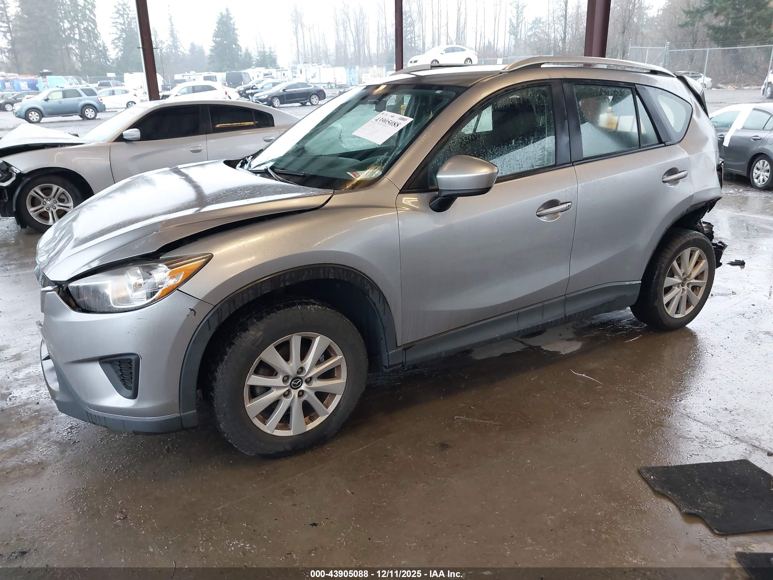 MAZDA CX-5 image 2