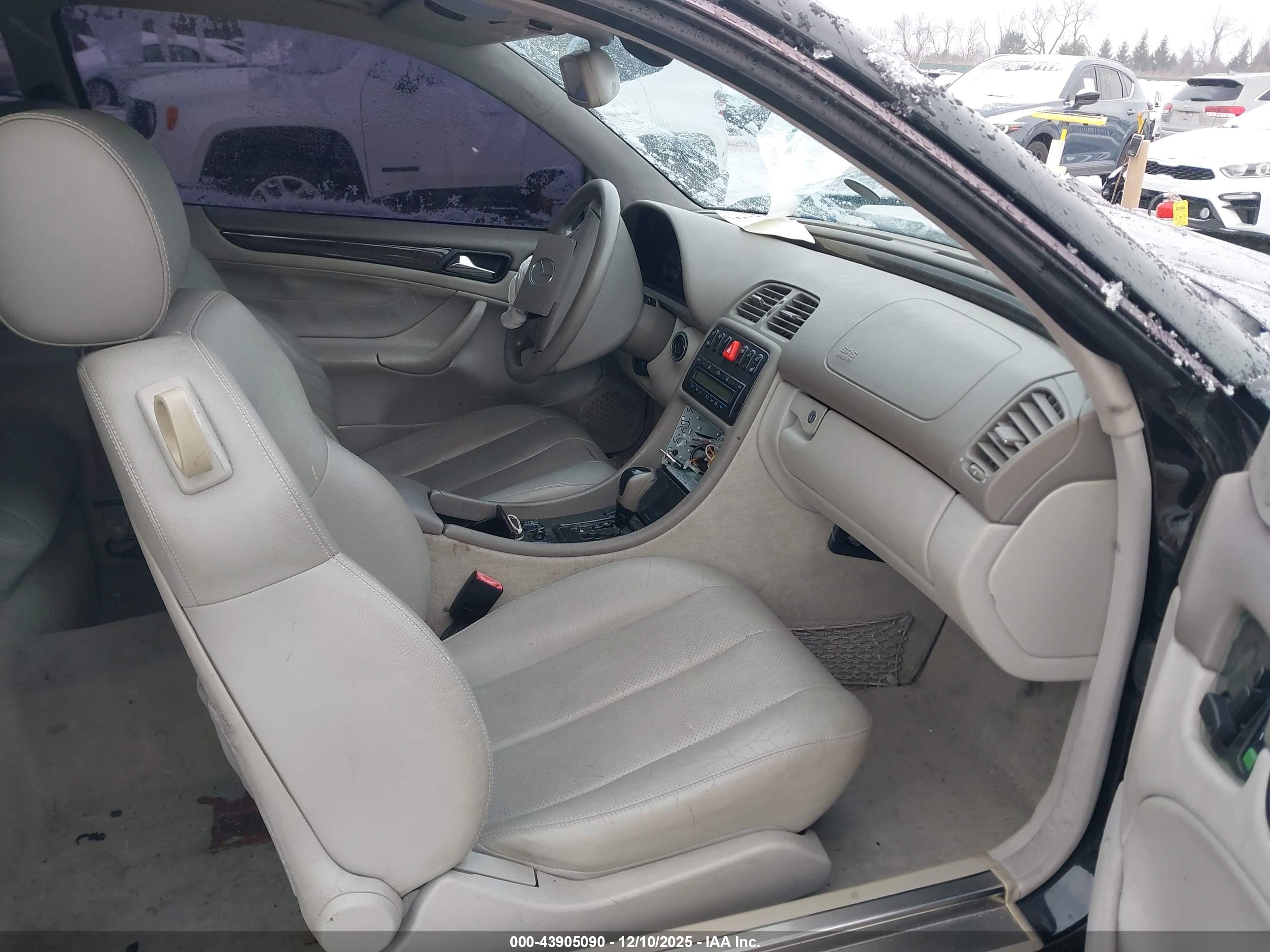 MERCEDES-BENZ CLK image 5