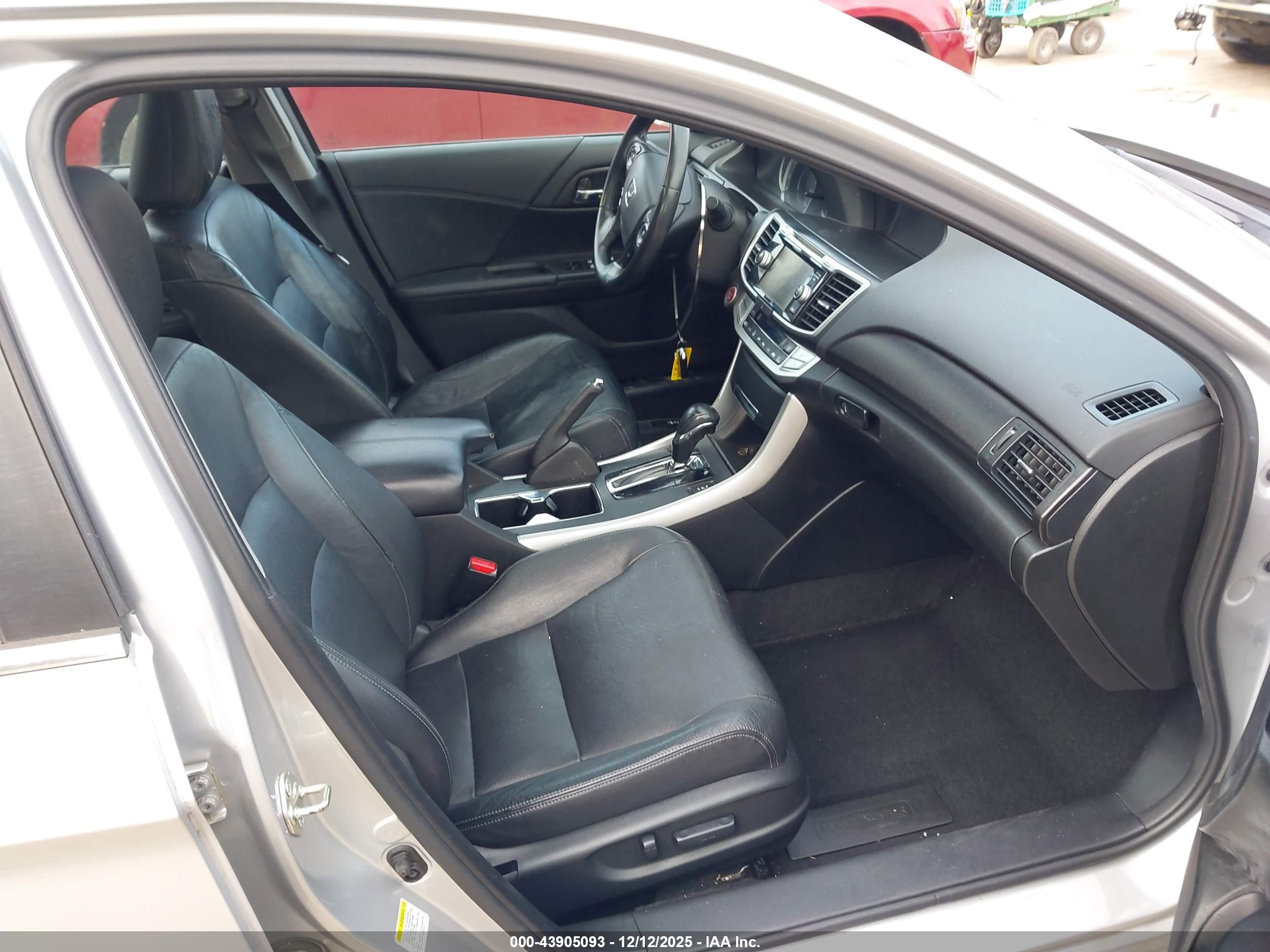 HONDA ACCORD image 5
