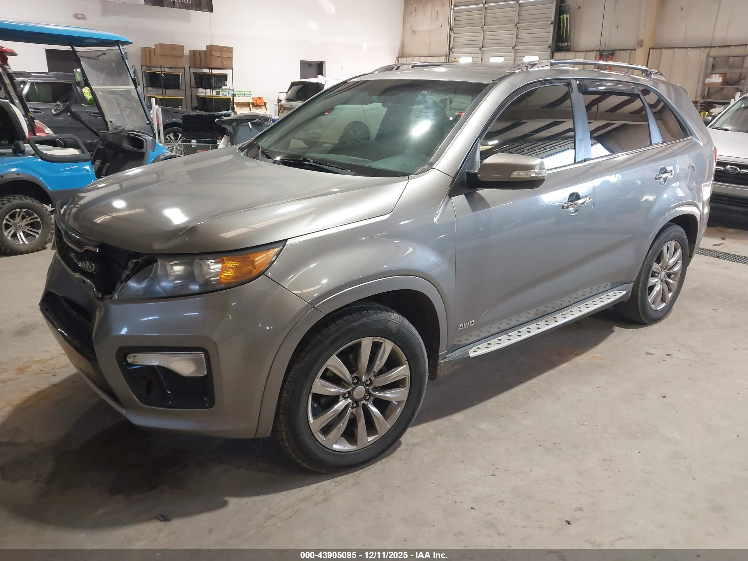 KIA SORENTO image 2