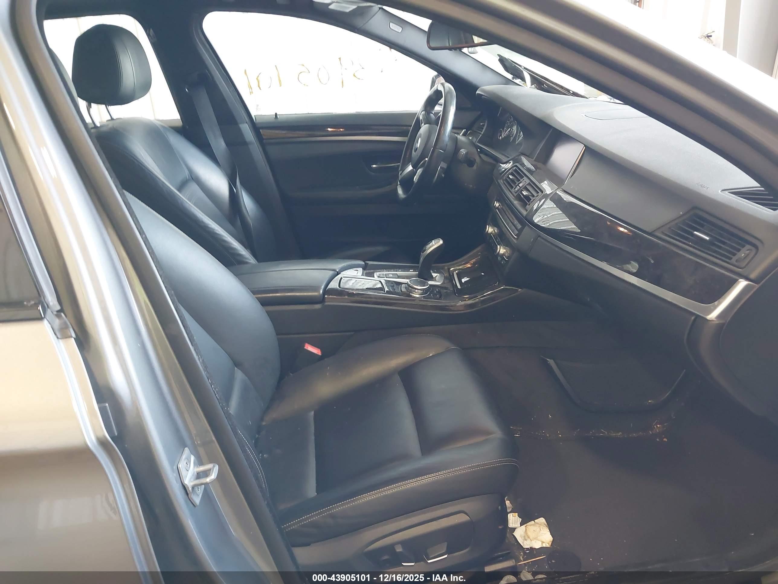 BMW 535I image 5