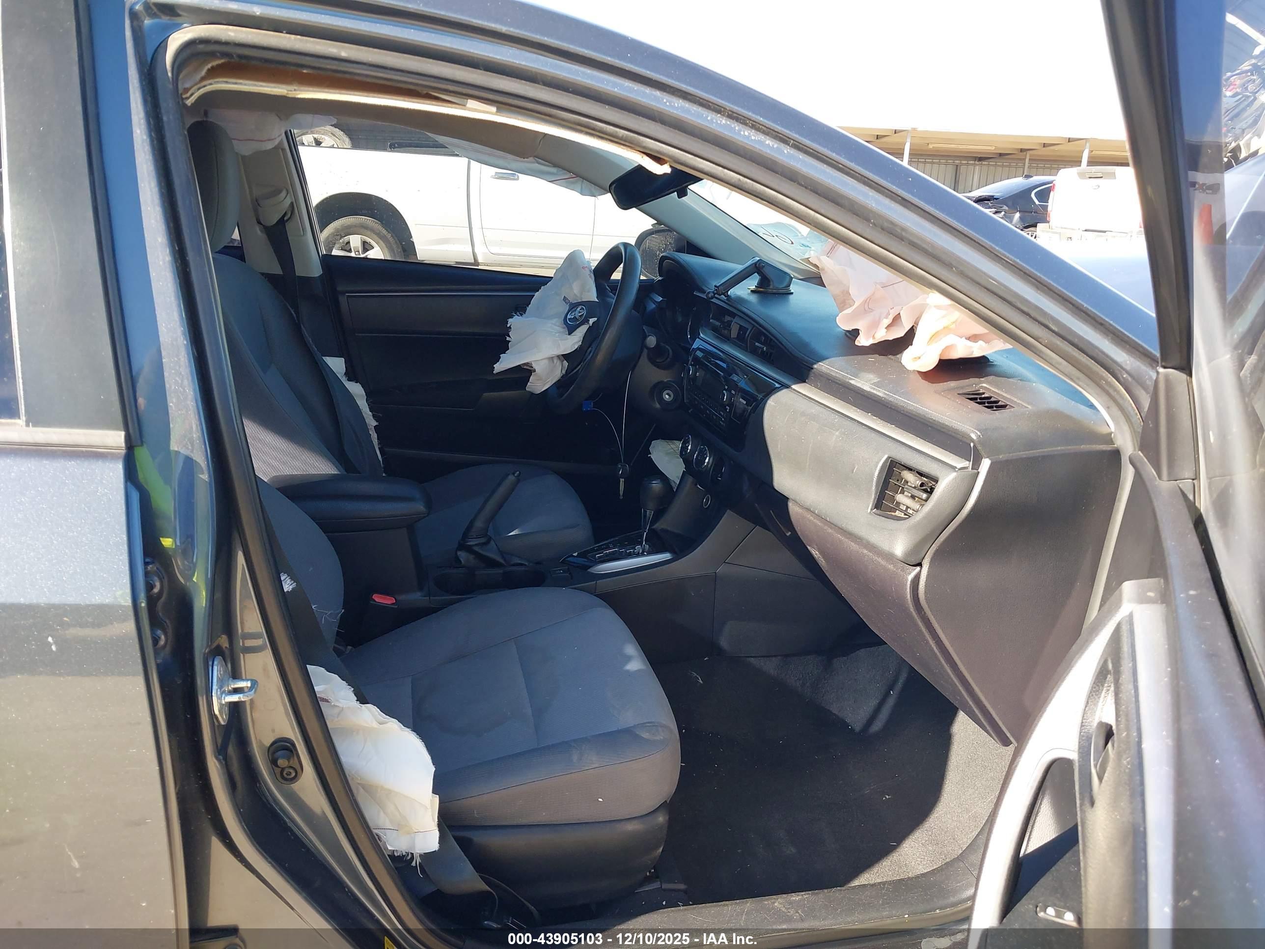 TOYOTA COROLLA image 5