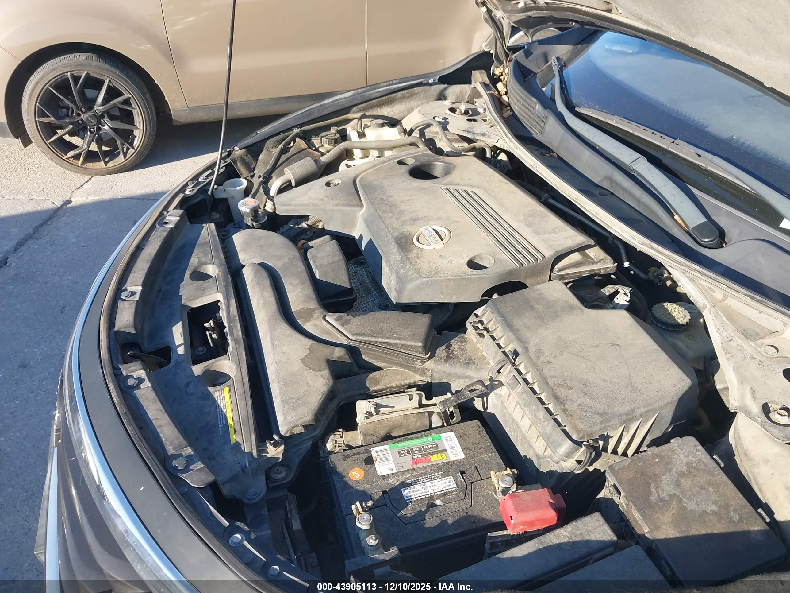 NISSAN ALTIMA image 10