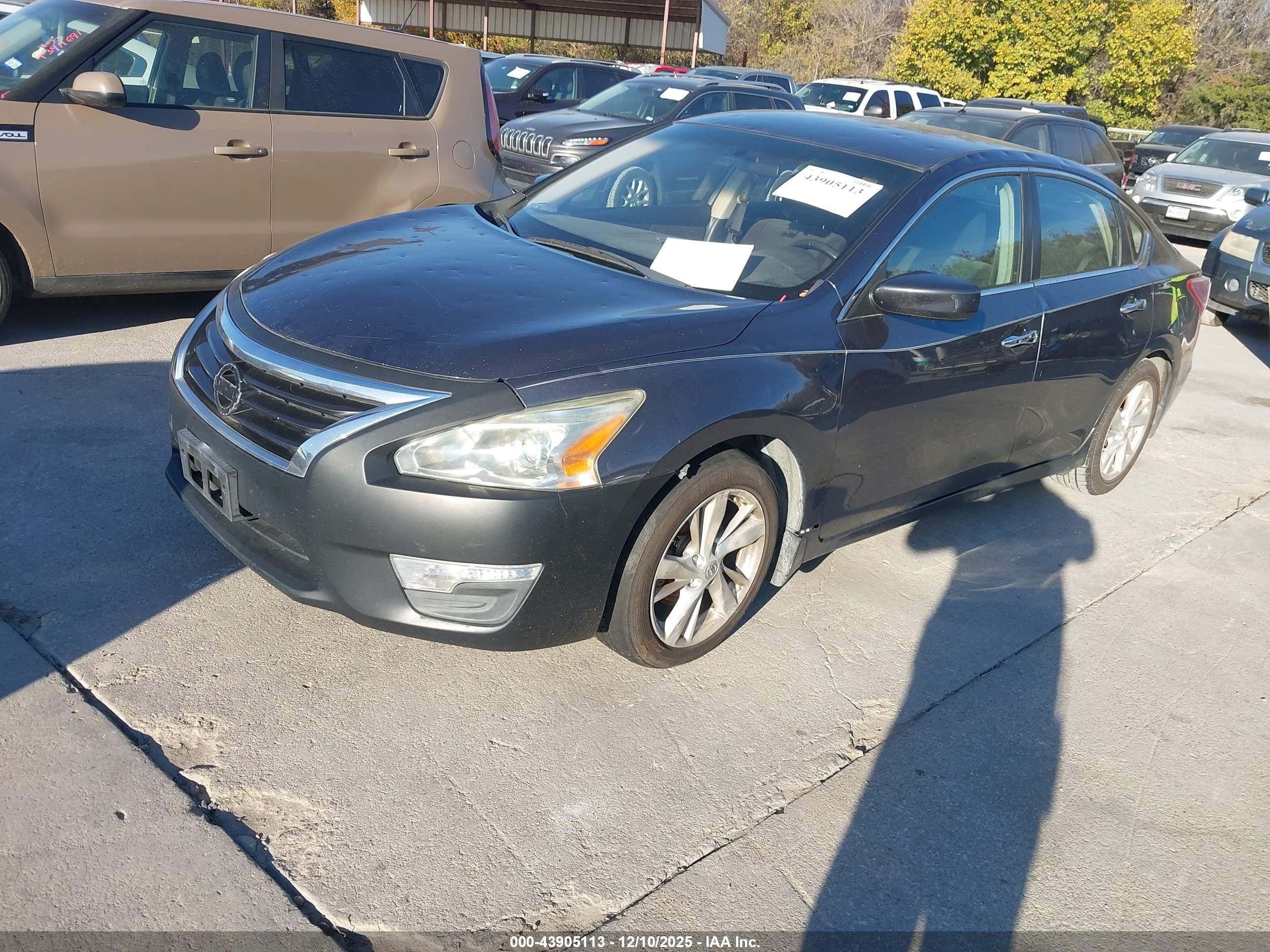 NISSAN ALTIMA image 2