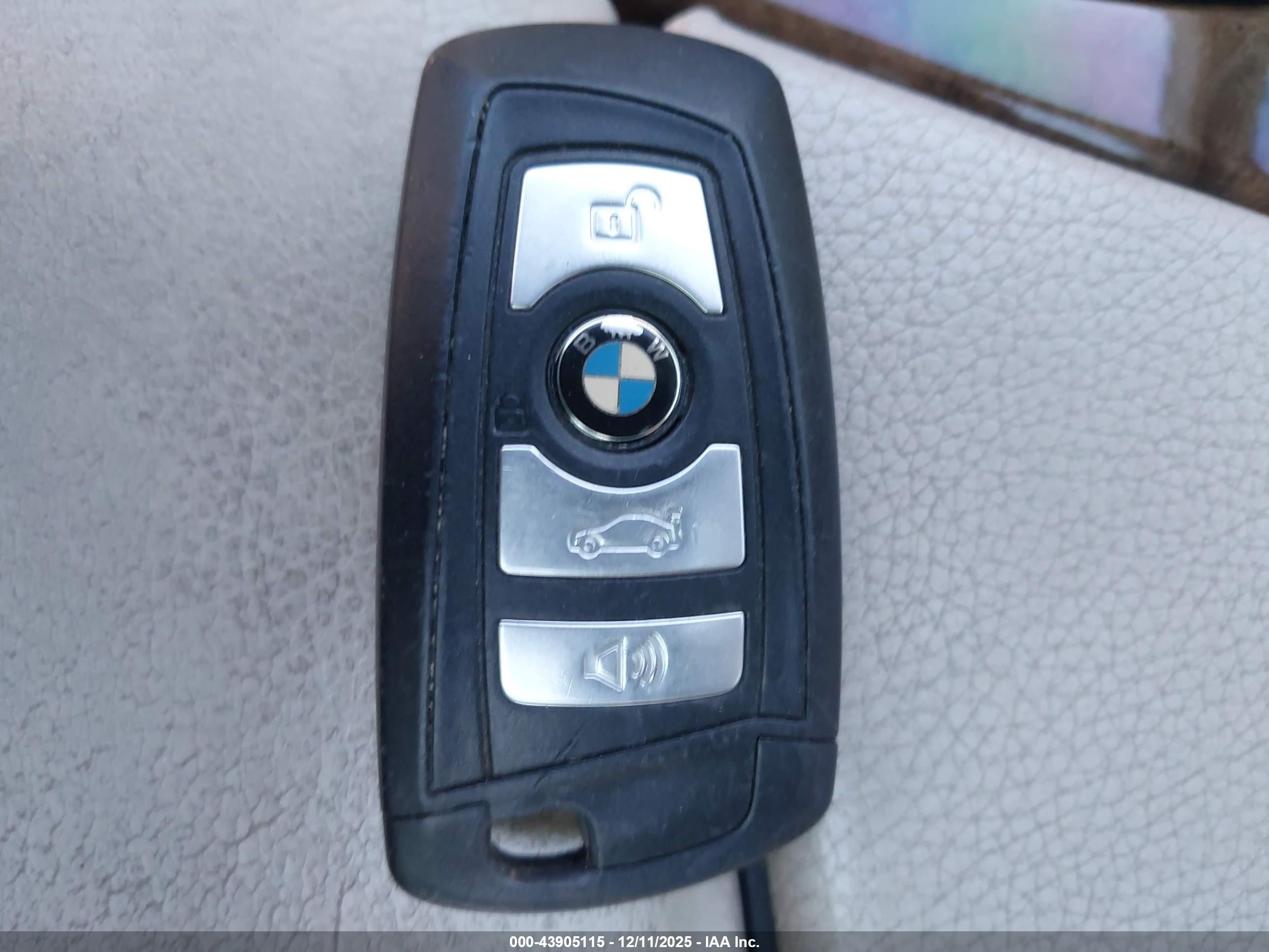 BMW 528I image 11
