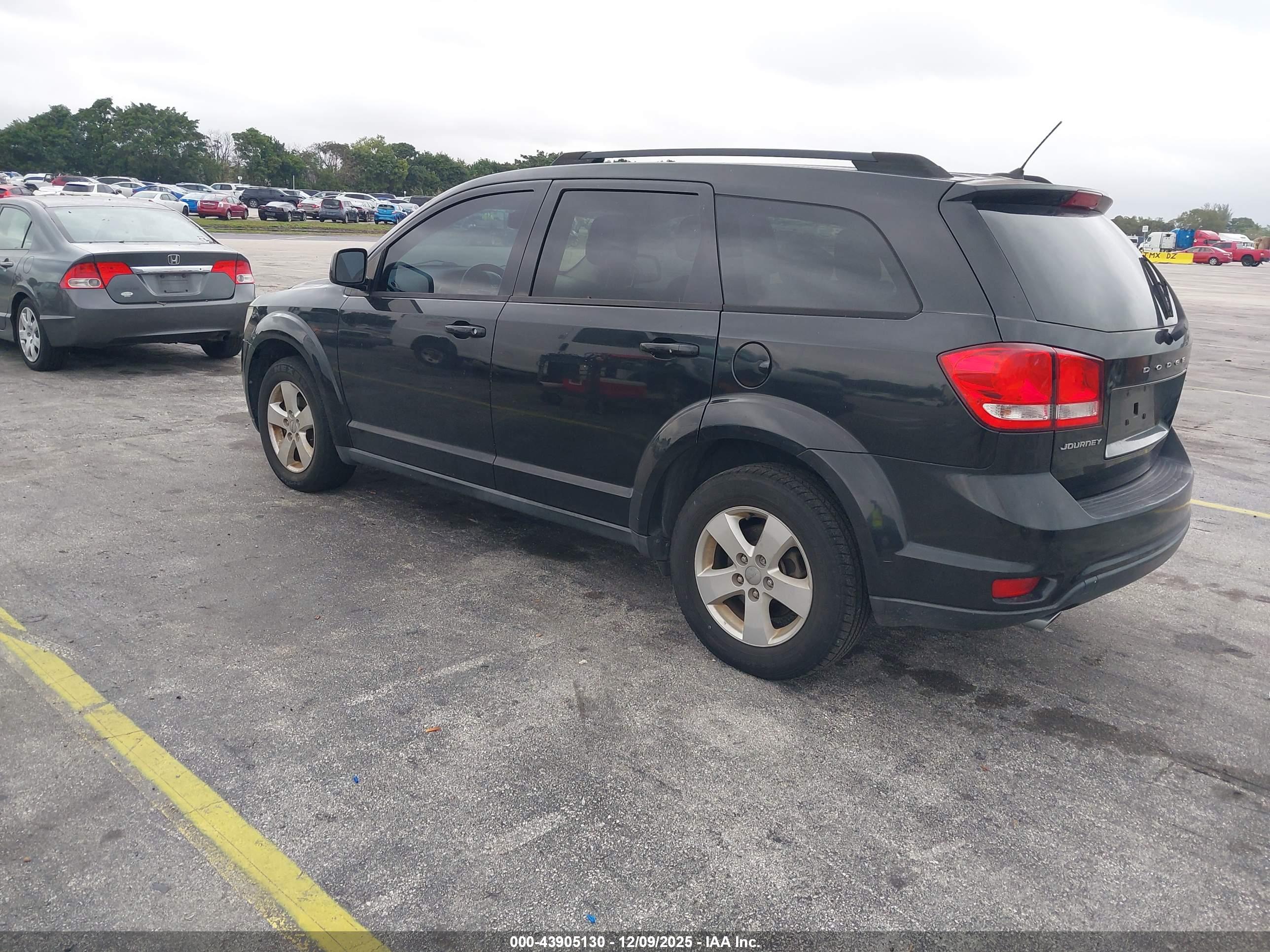 DODGE JOURNEY image 3