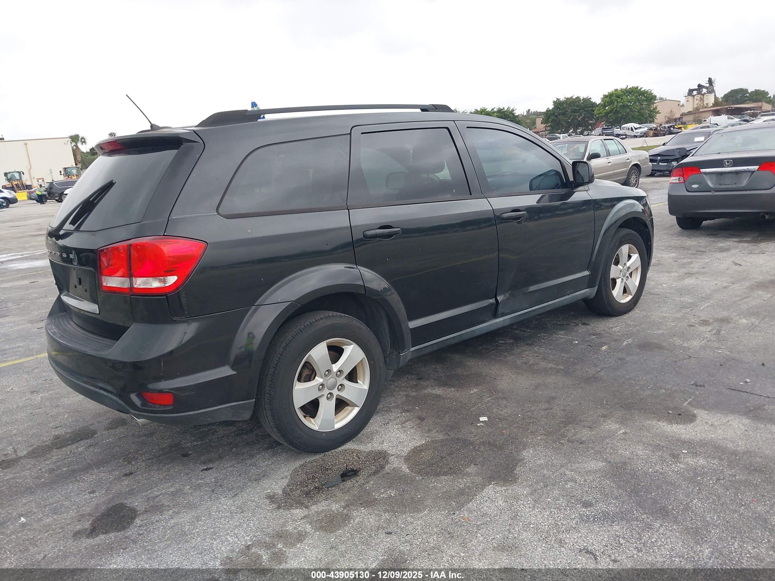 DODGE JOURNEY image 4