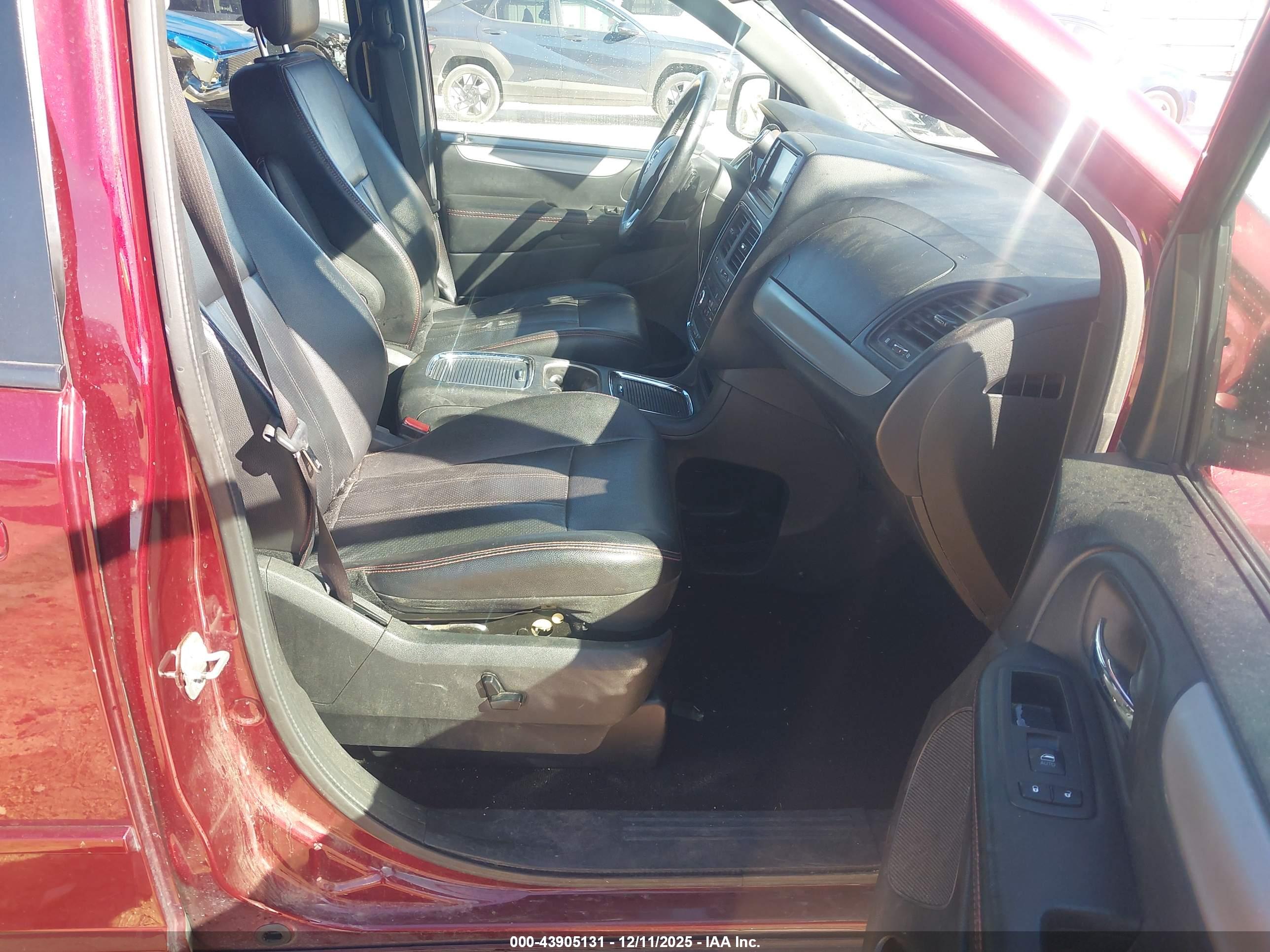 DODGE GRAND image 5