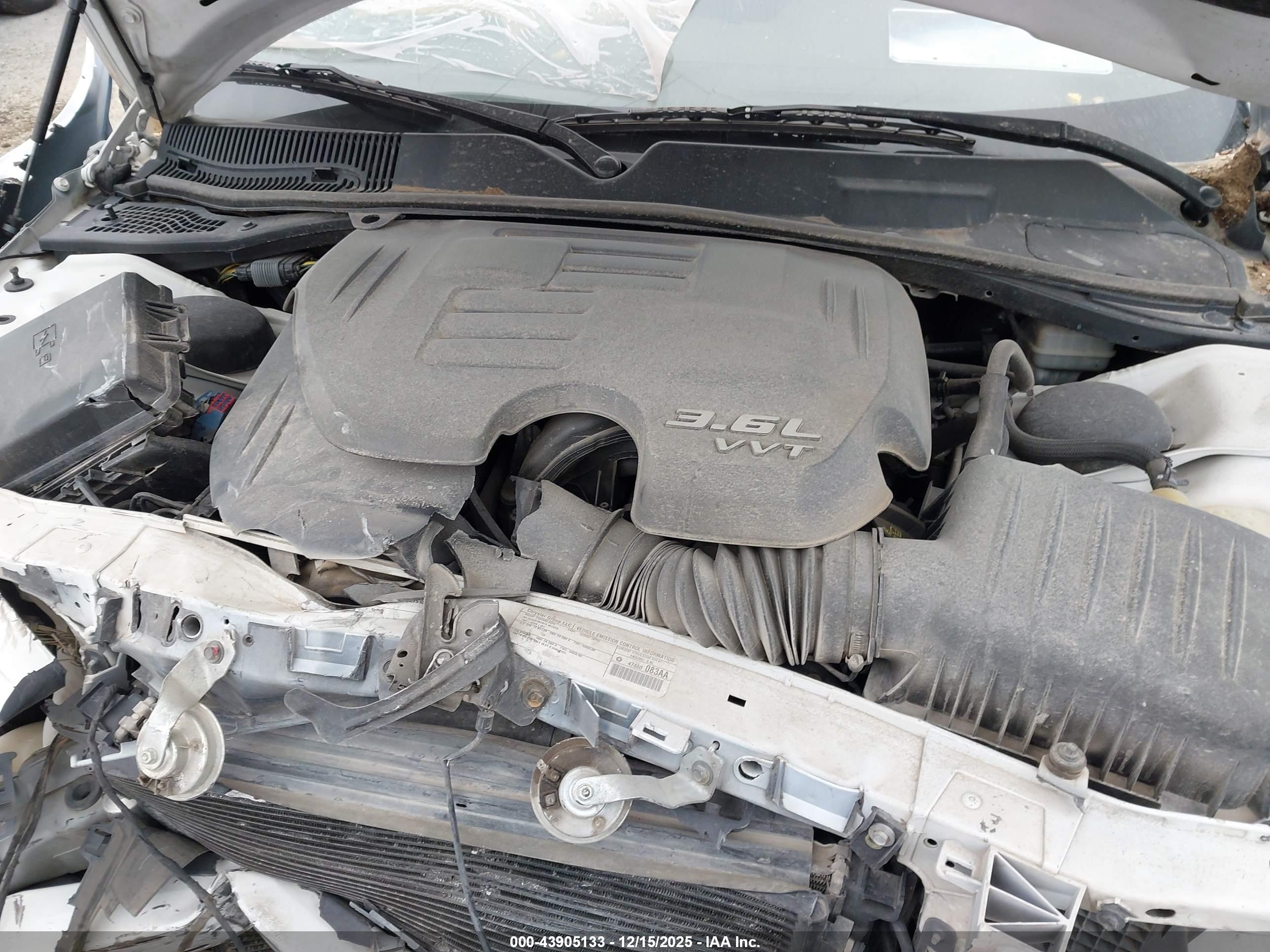 DODGE CHALLENGER image 10