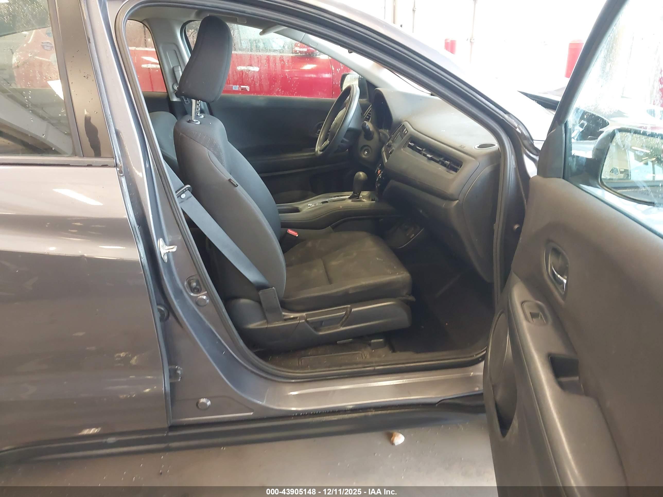 HONDA HR-V image 5