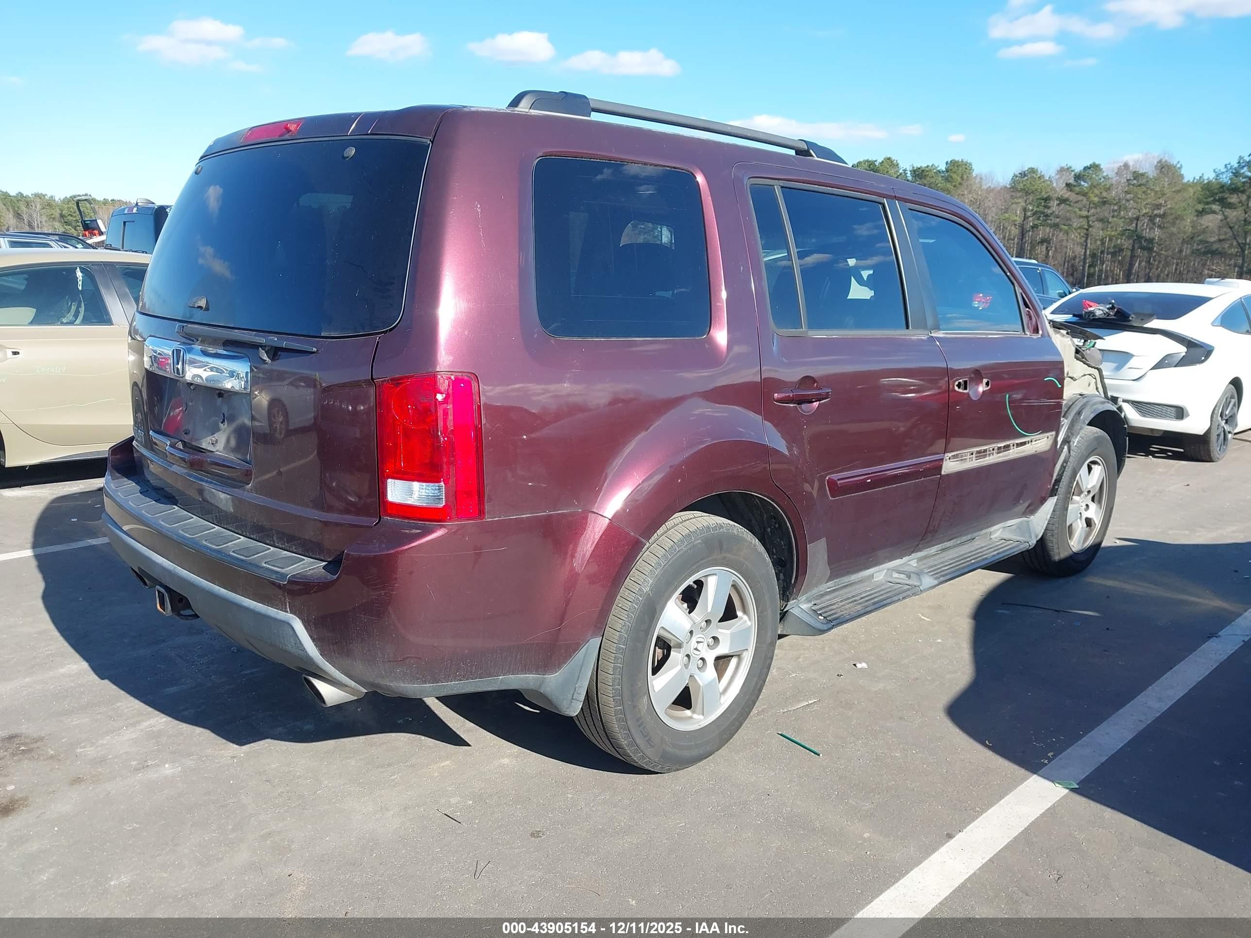 HONDA PILOT image 4