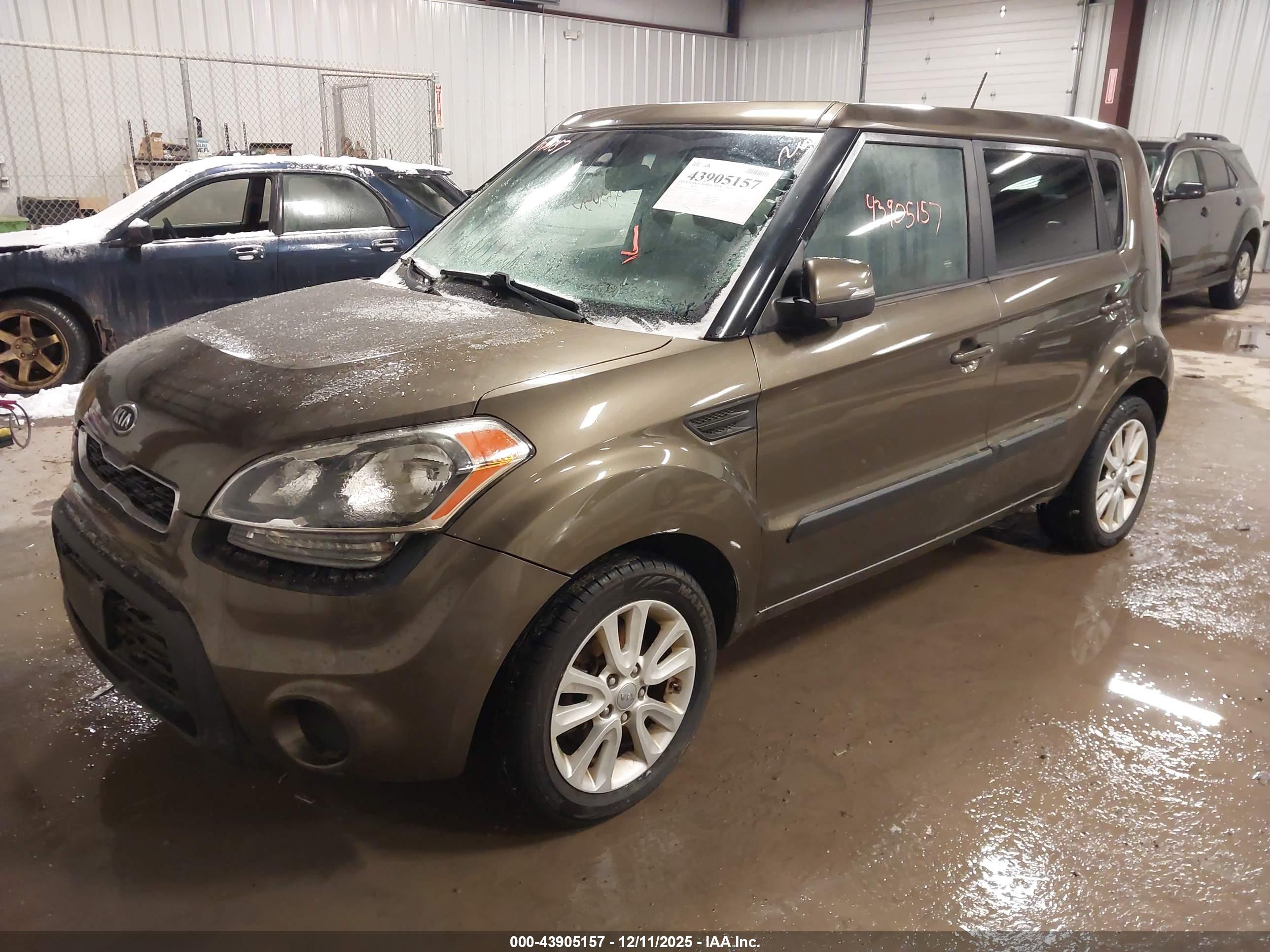 KIA SOUL image 2