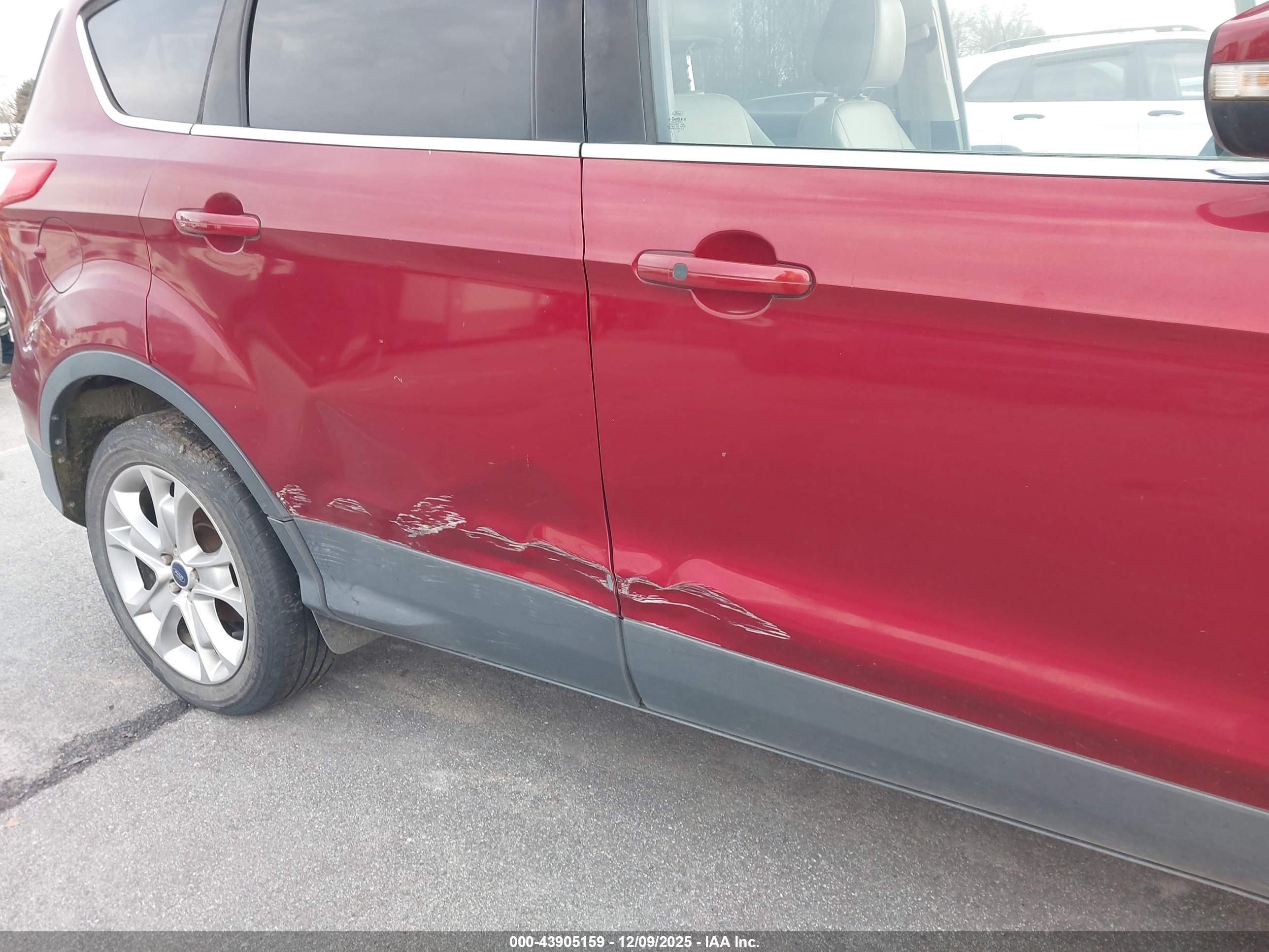 FORD ESCAPE image 6