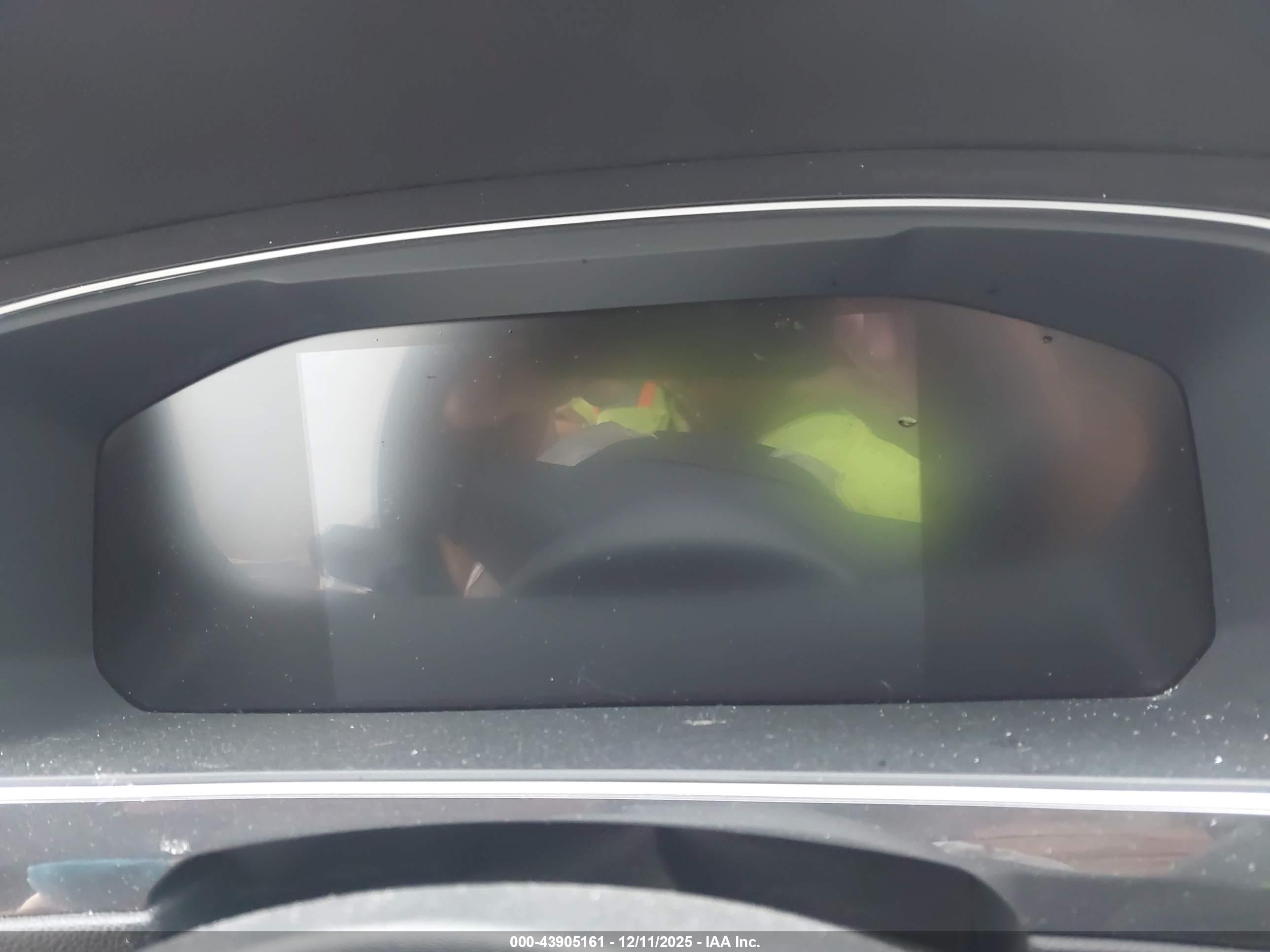VOLKSWAGEN TIGUAN image 7