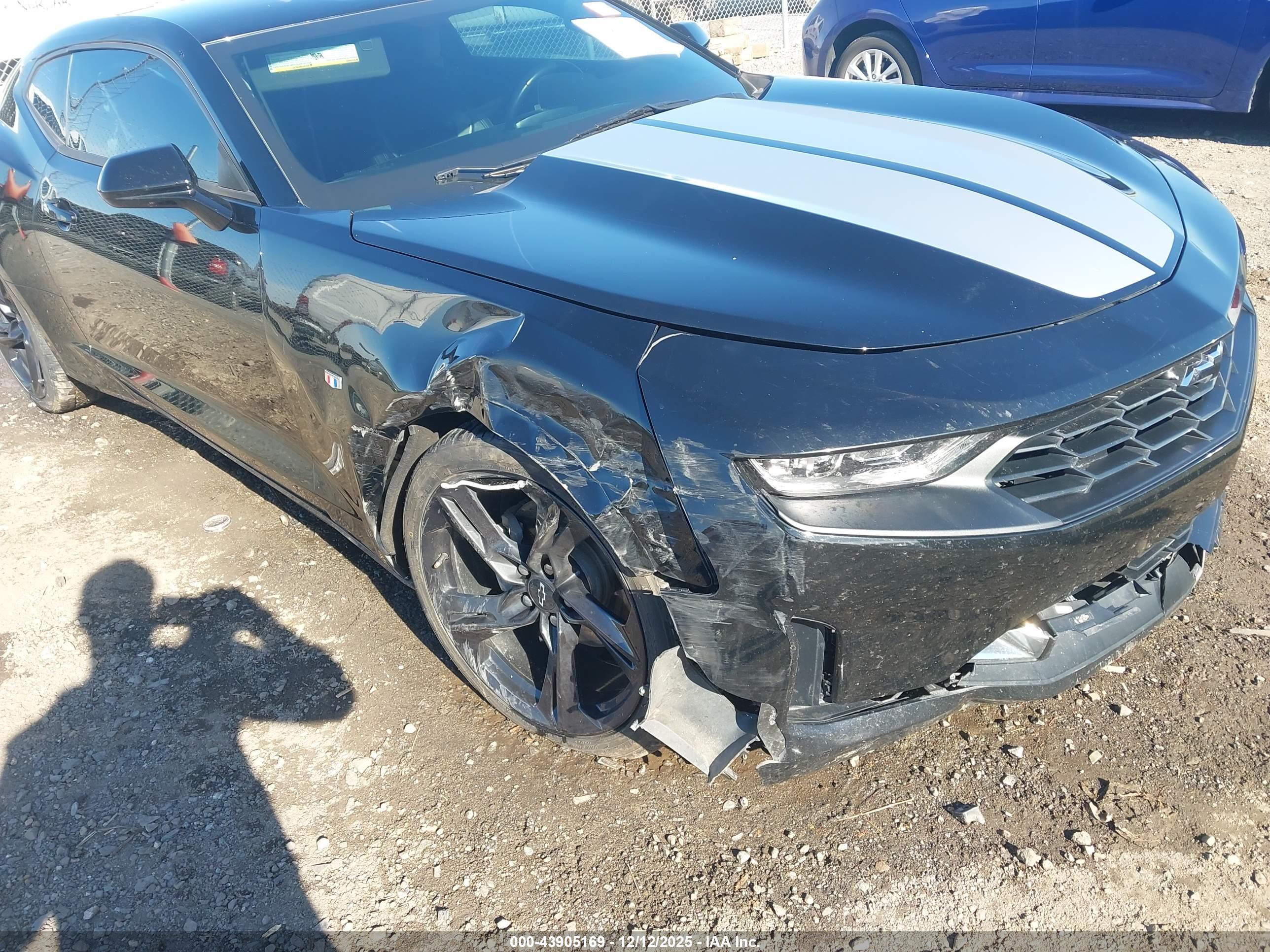 CHEVROLET CAMARO image 6