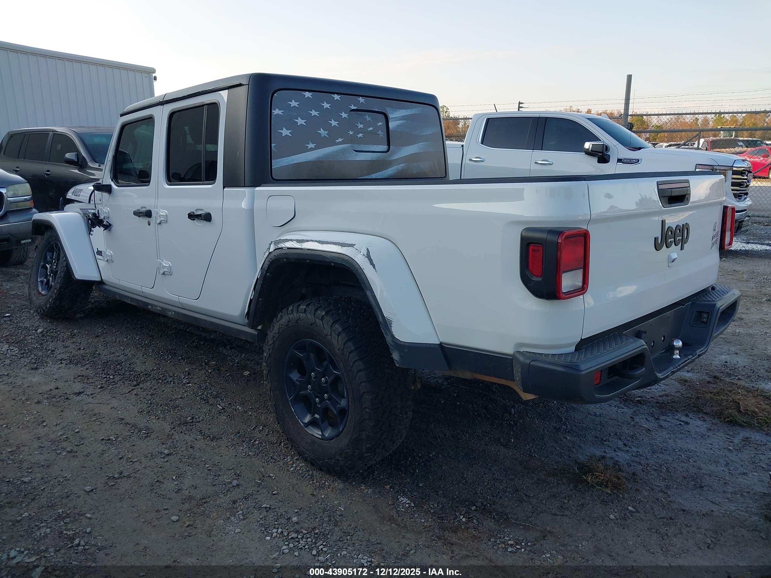 JEEP GLADIATOR image 3