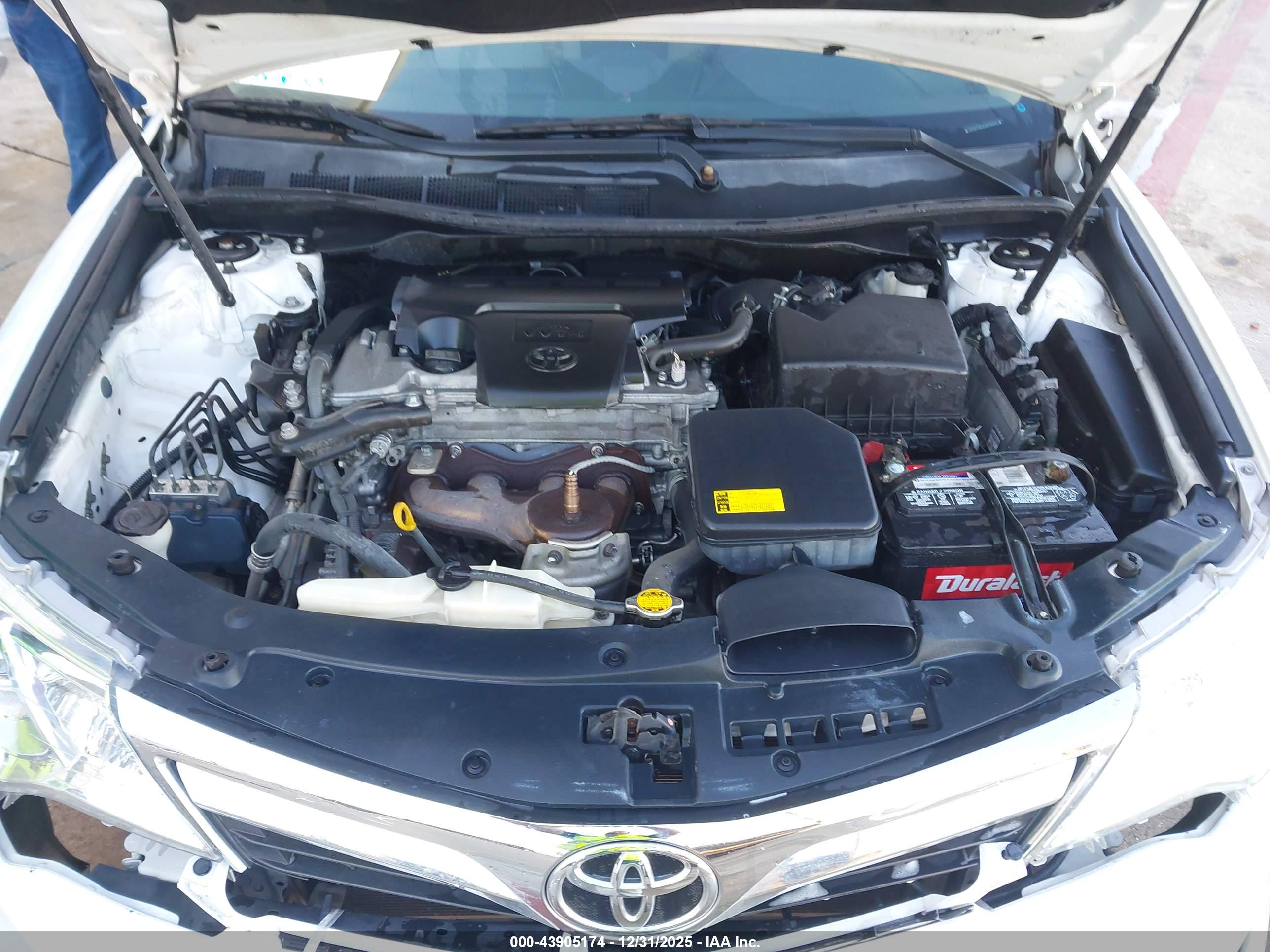 TOYOTA CAMRY image 10