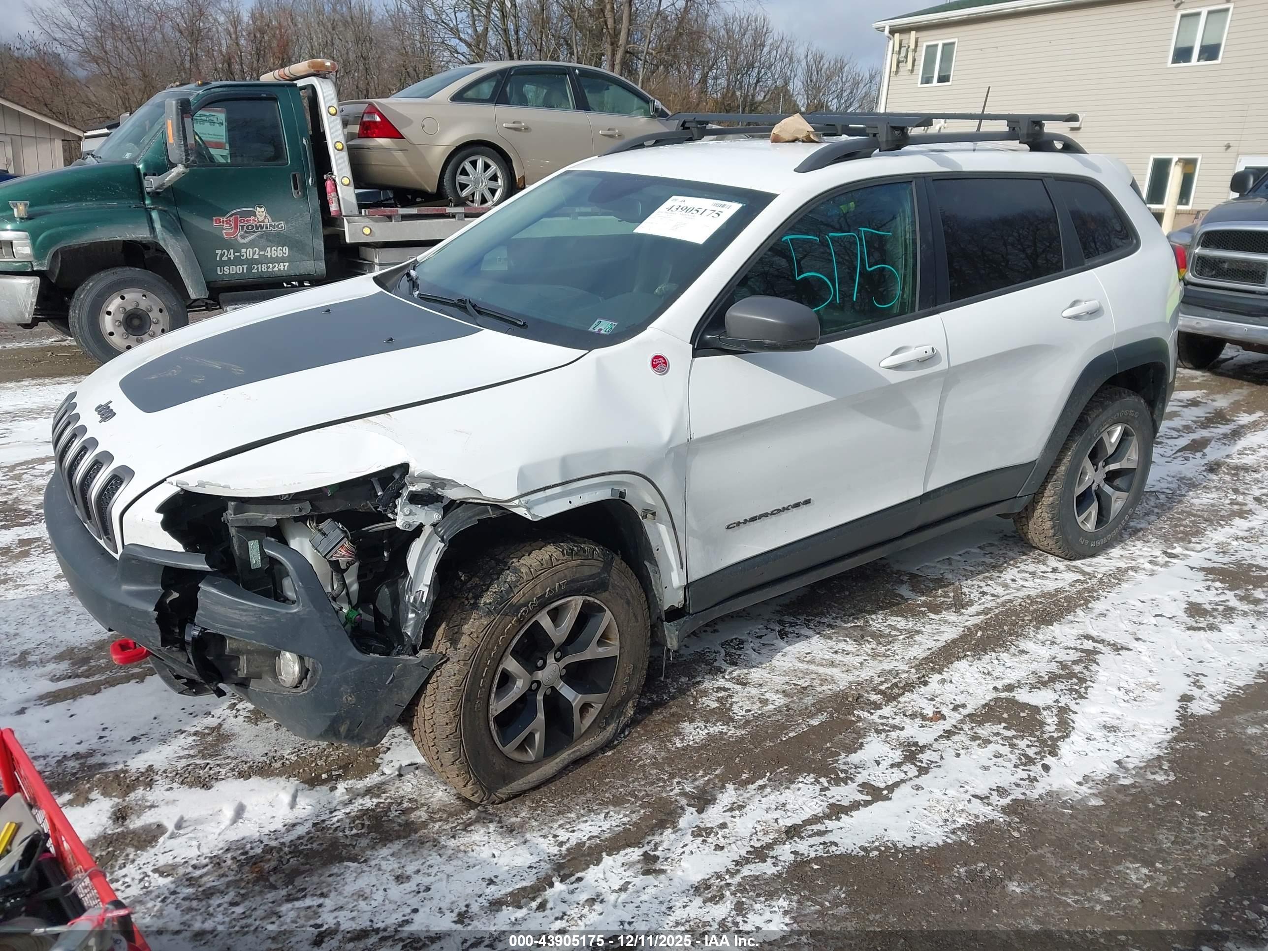 JEEP CHEROKEE image 2