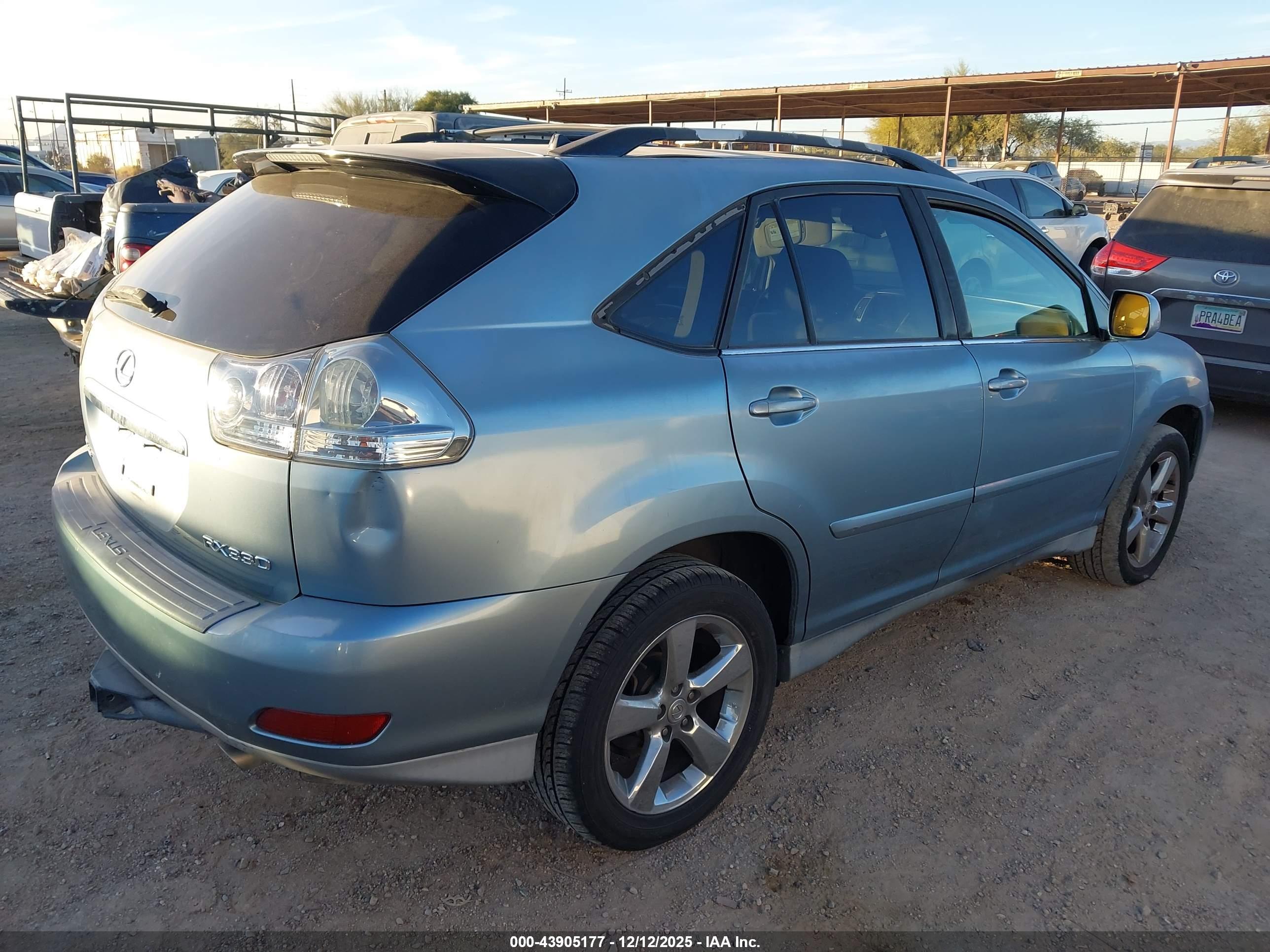 LEXUS RX image 4