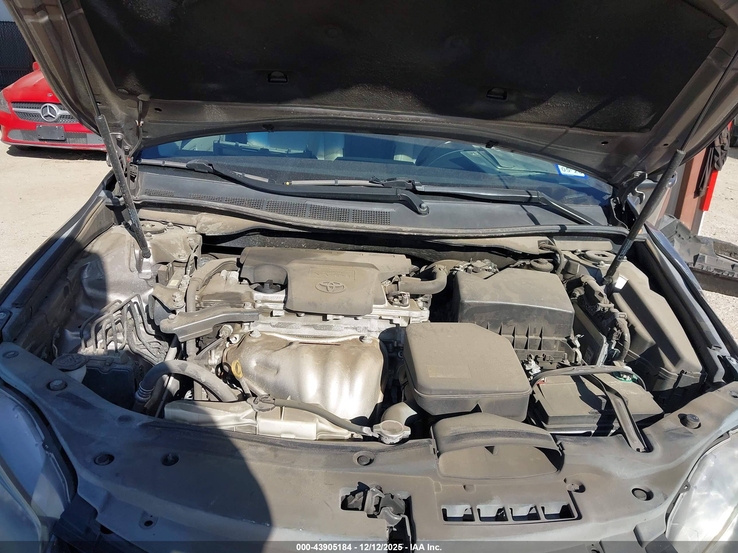 TOYOTA CAMRY image 10