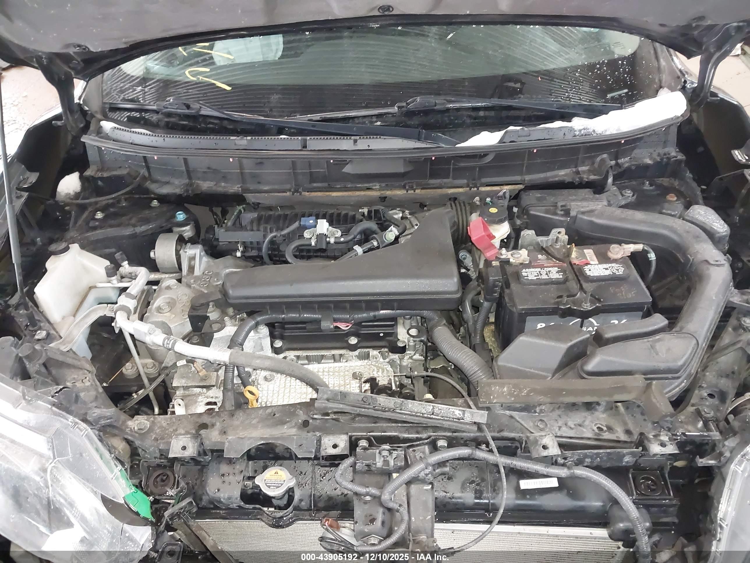 NISSAN ROGUE image 10