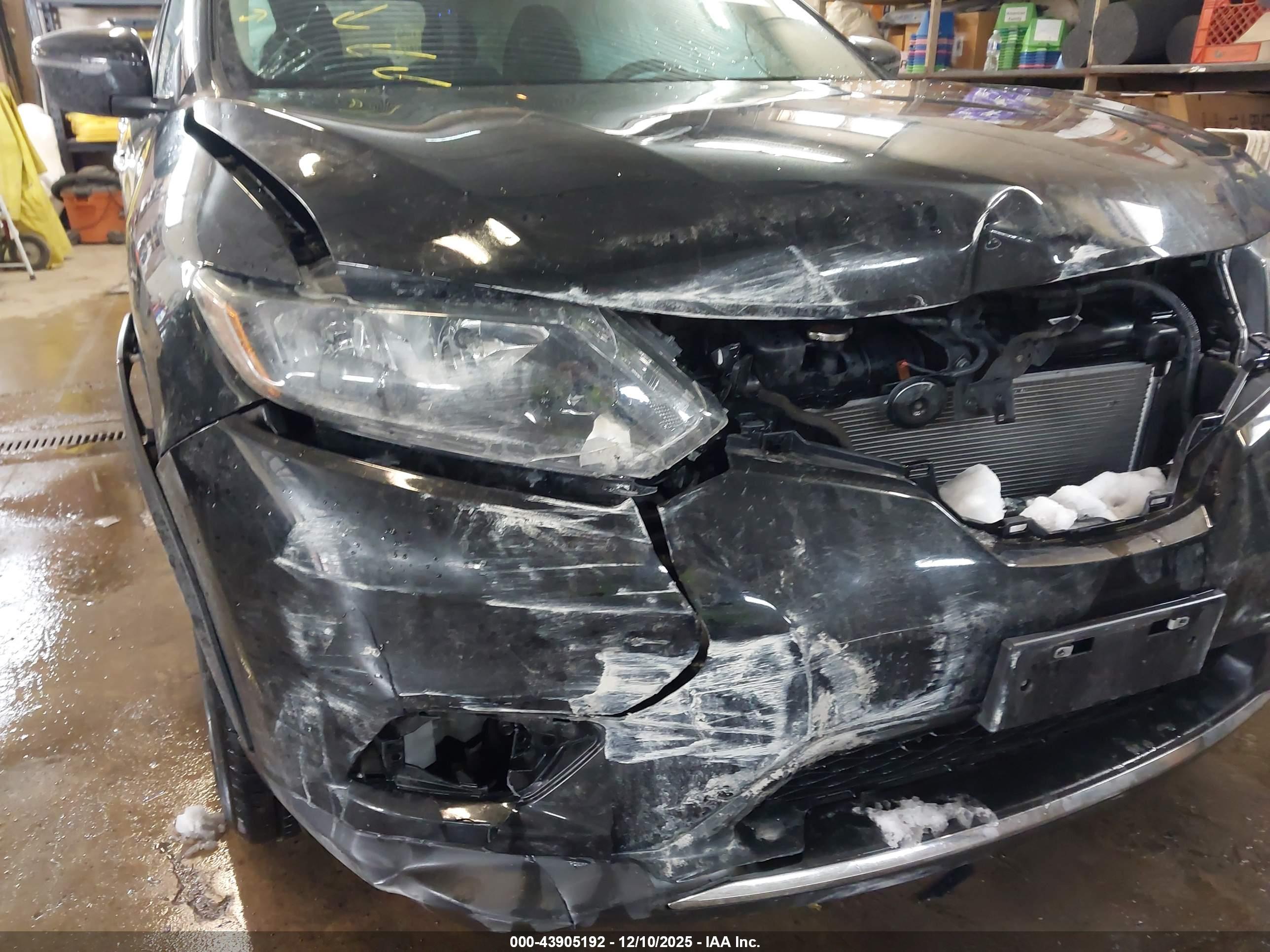 NISSAN ROGUE image 6