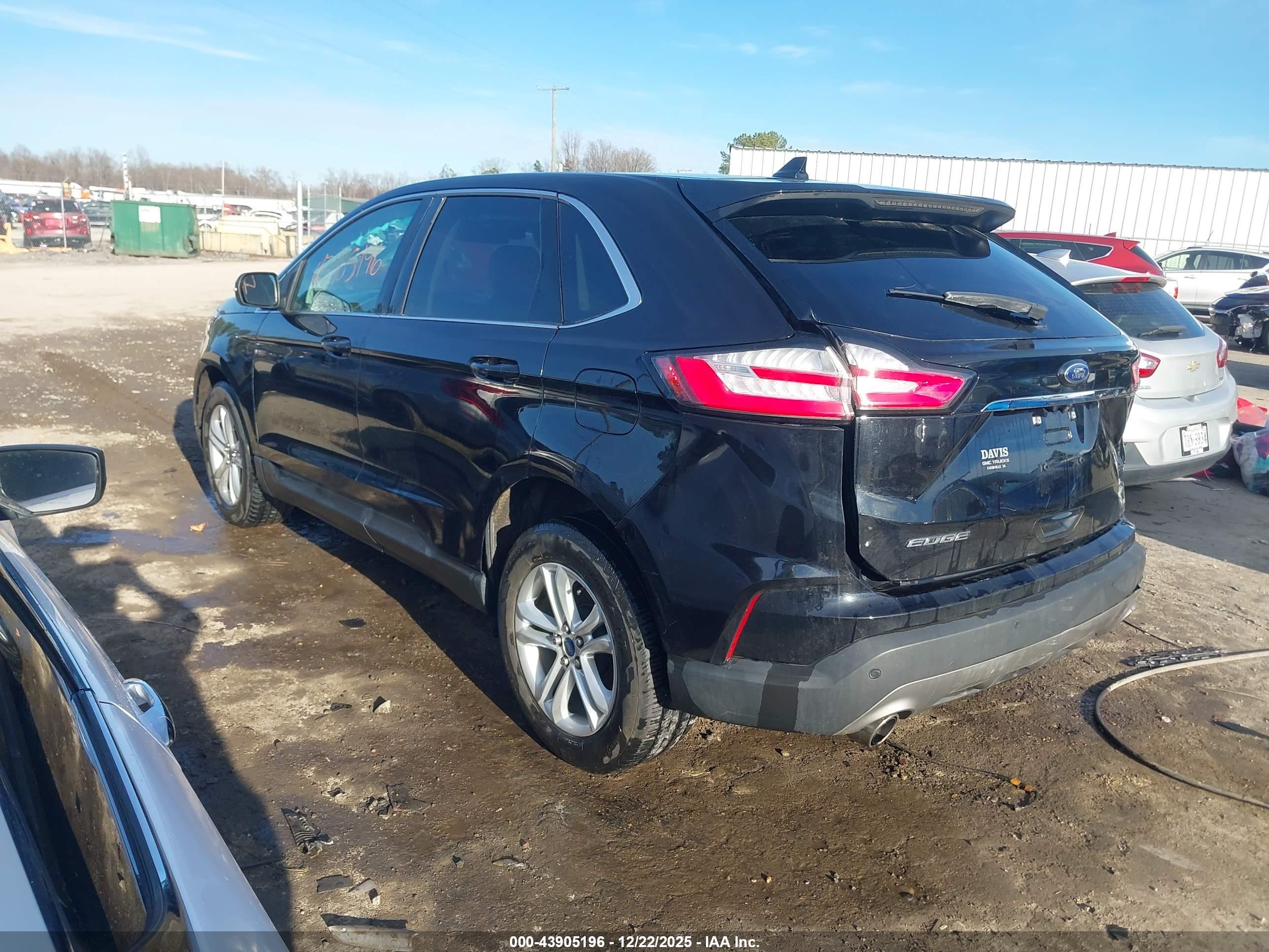 FORD EDGE image 3