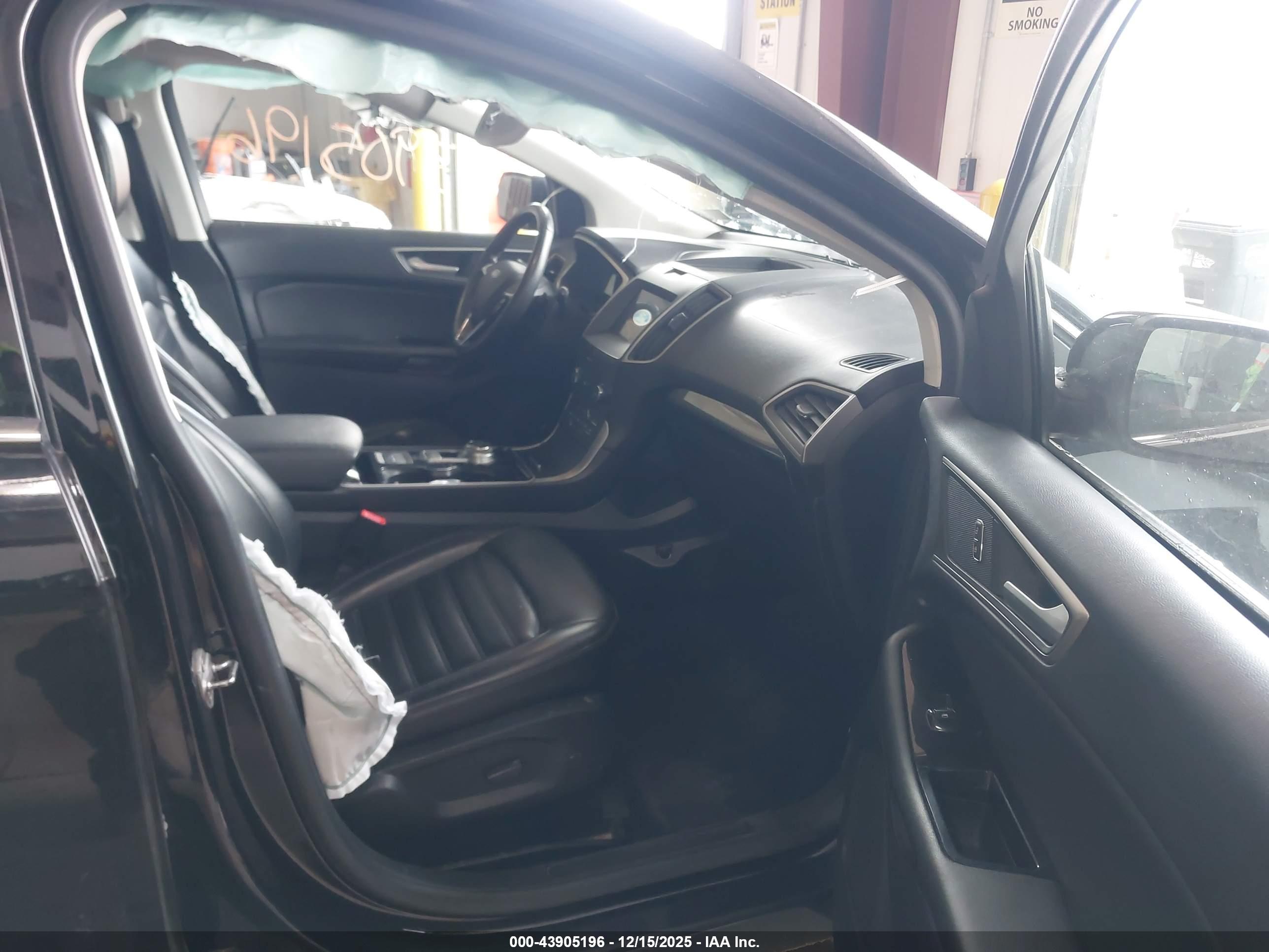 FORD EDGE image 5