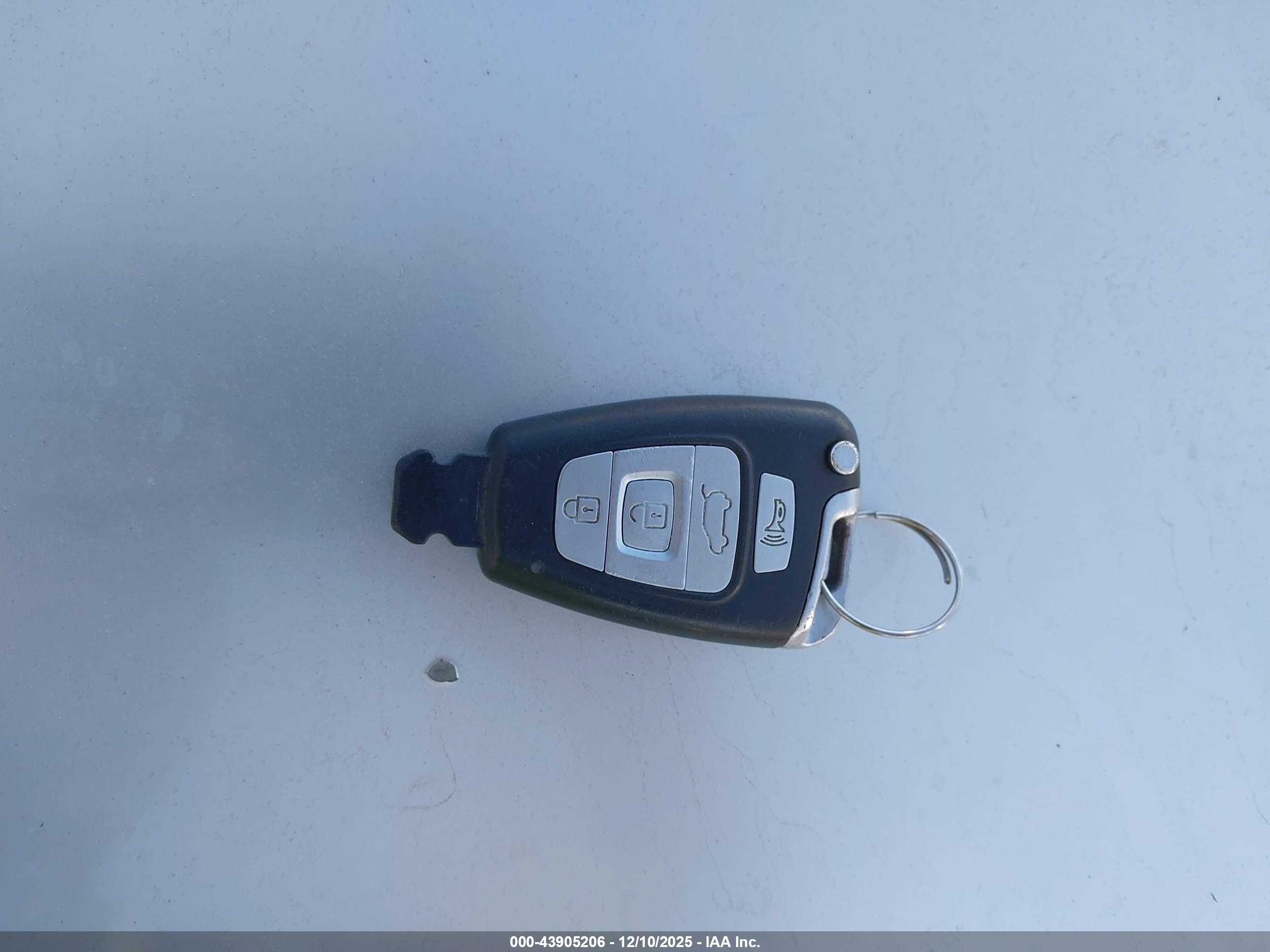HYUNDAI VERACRUZ image 11