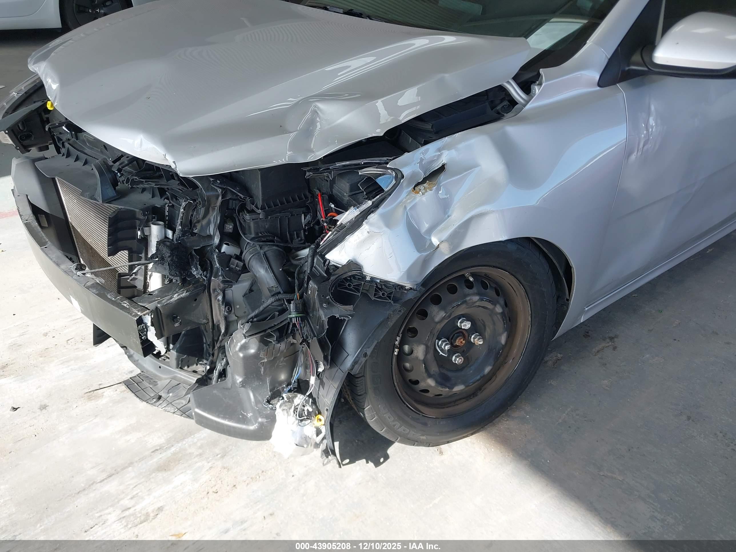 KIA RIO image 6
